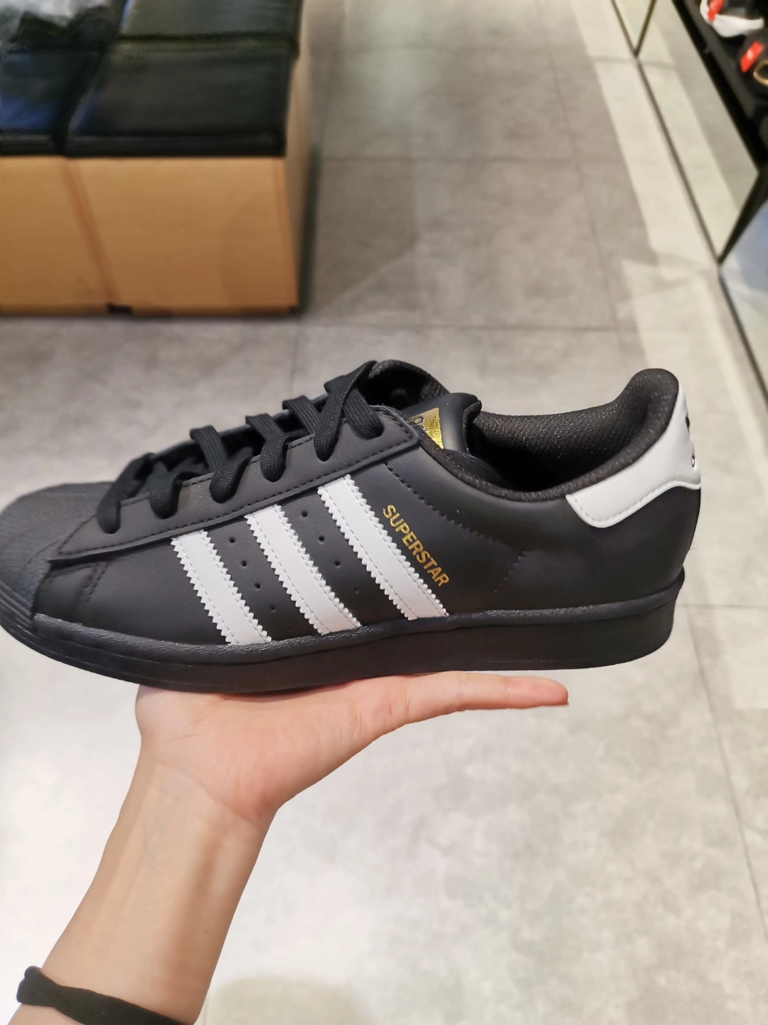 adidas黑色贝壳头 #超级好看的阿迪达斯  adidas originals
