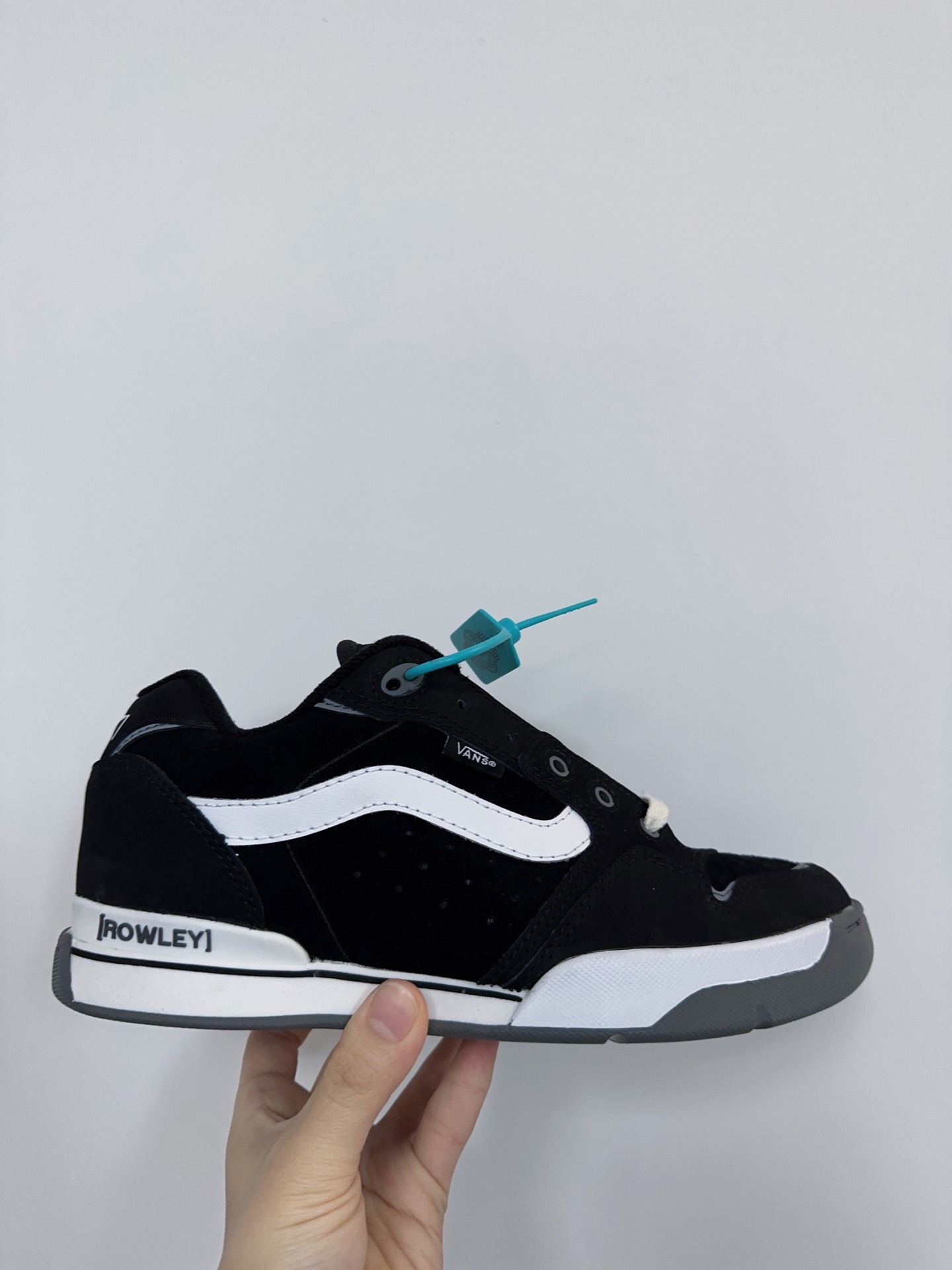 custom review-Vans Rowley Устойчивые к истиранию Низкие Кроссовки для скейтбординга Унисекс Черный Белый