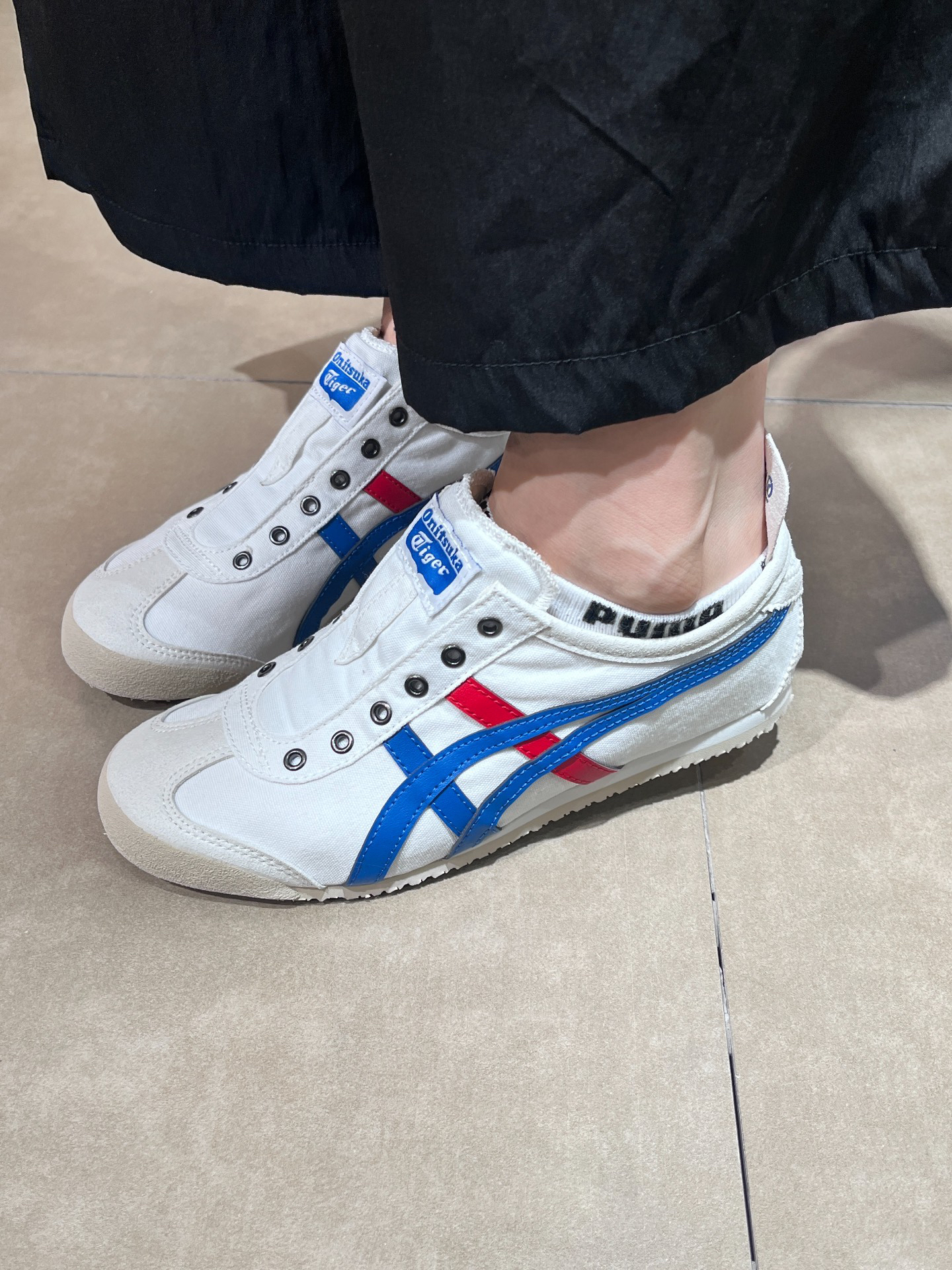 鬼冢虎一脚蹬方便穿脱的鞋子🫰🫰🎊🎊🎈🎈