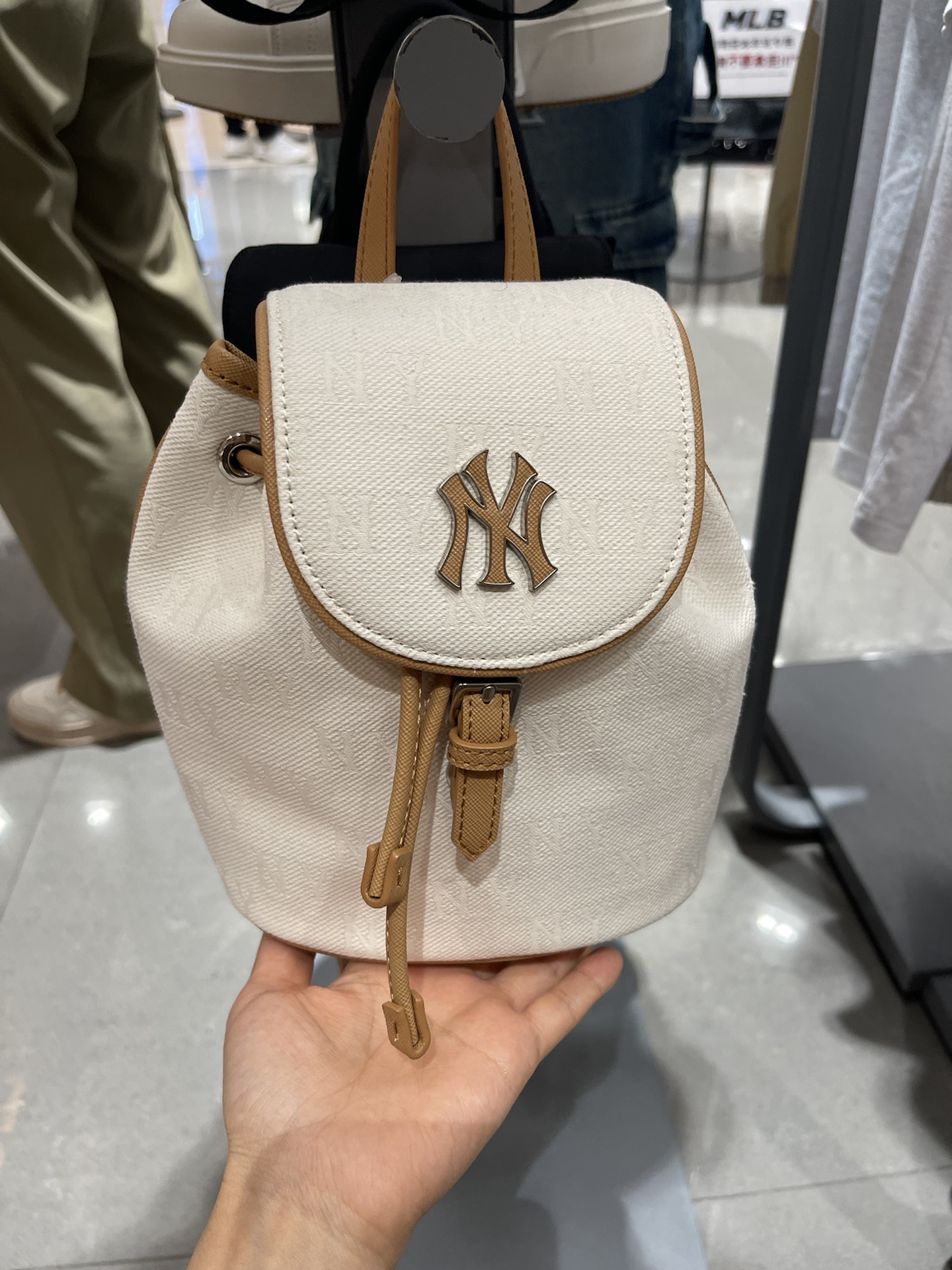 mlb 2024新款米色双肩包