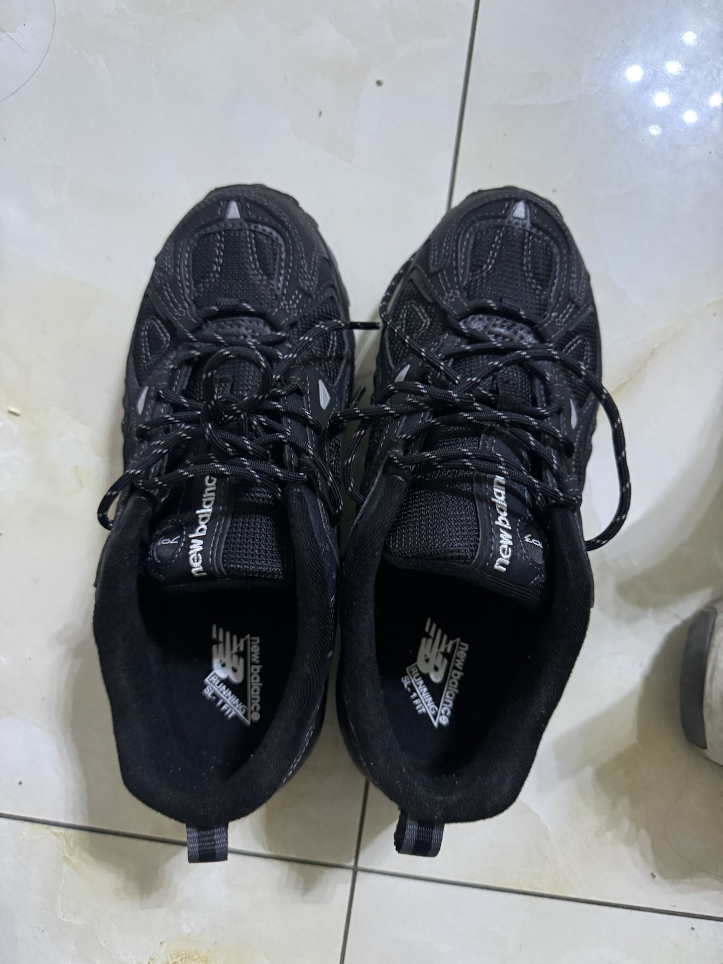 custom review-New Balance NB 703 Уличная обувь Низкий топ Женский