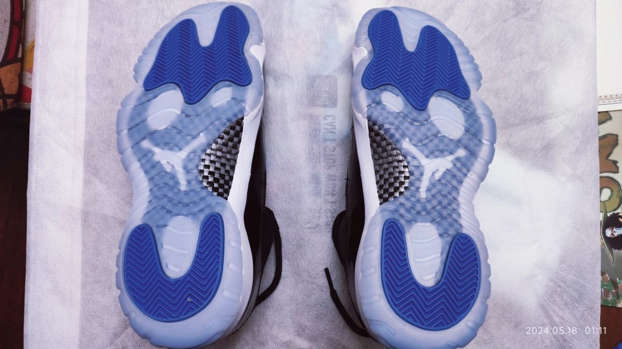 custom review-Jordan 11 Retro Low Space Jam Men's