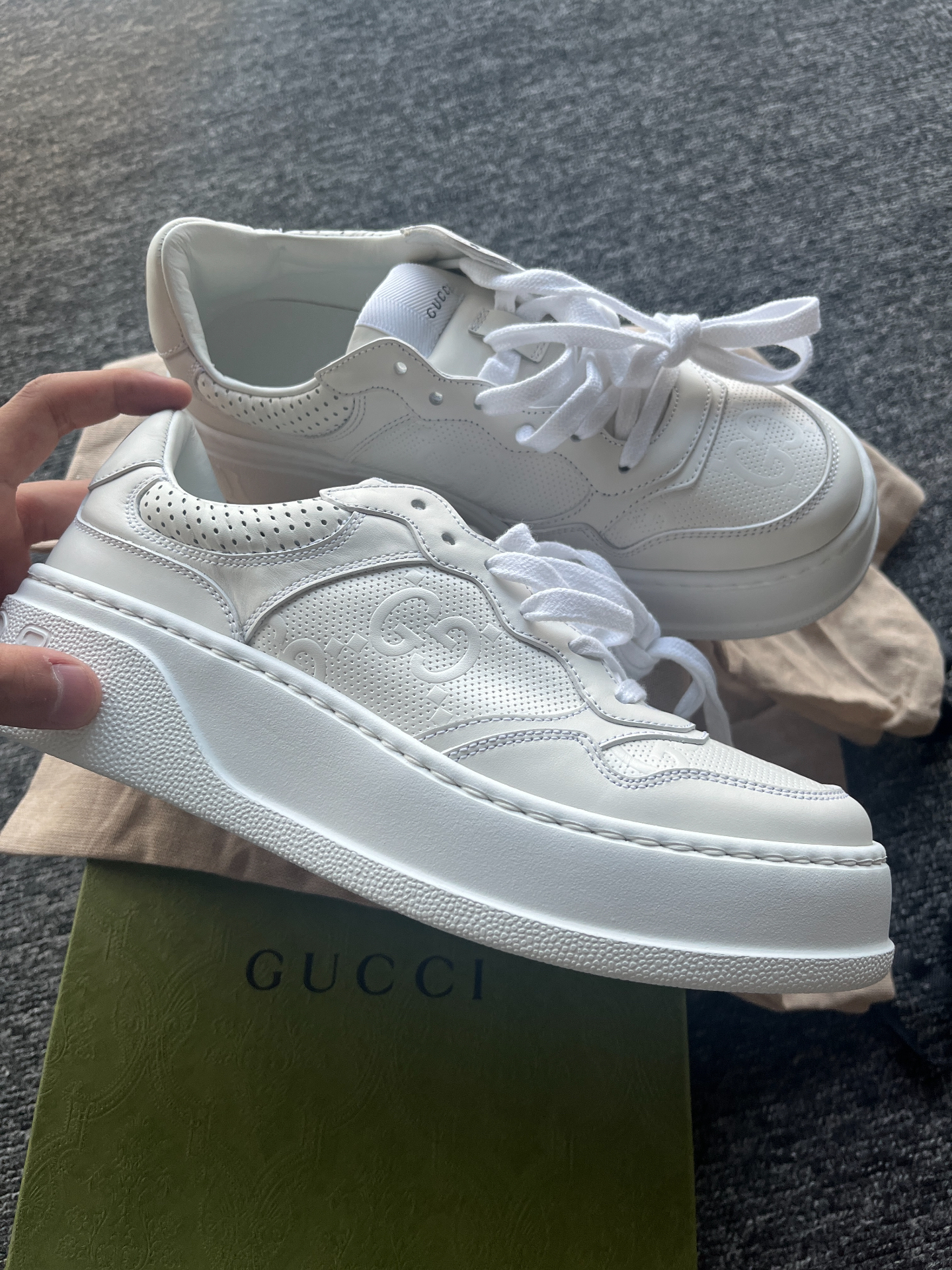 古驰经典小白鞋