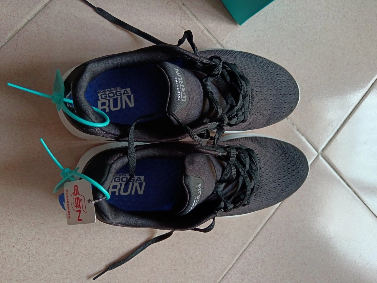 custom review-Skechers Go Run 400 Low Топ Повседневные Беговые кроссовки Мужские Черные Белые