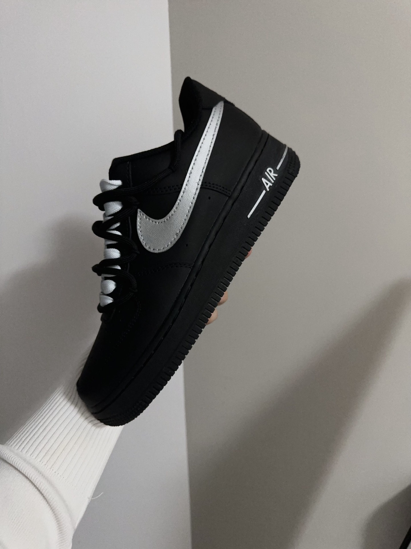 nike黑武士