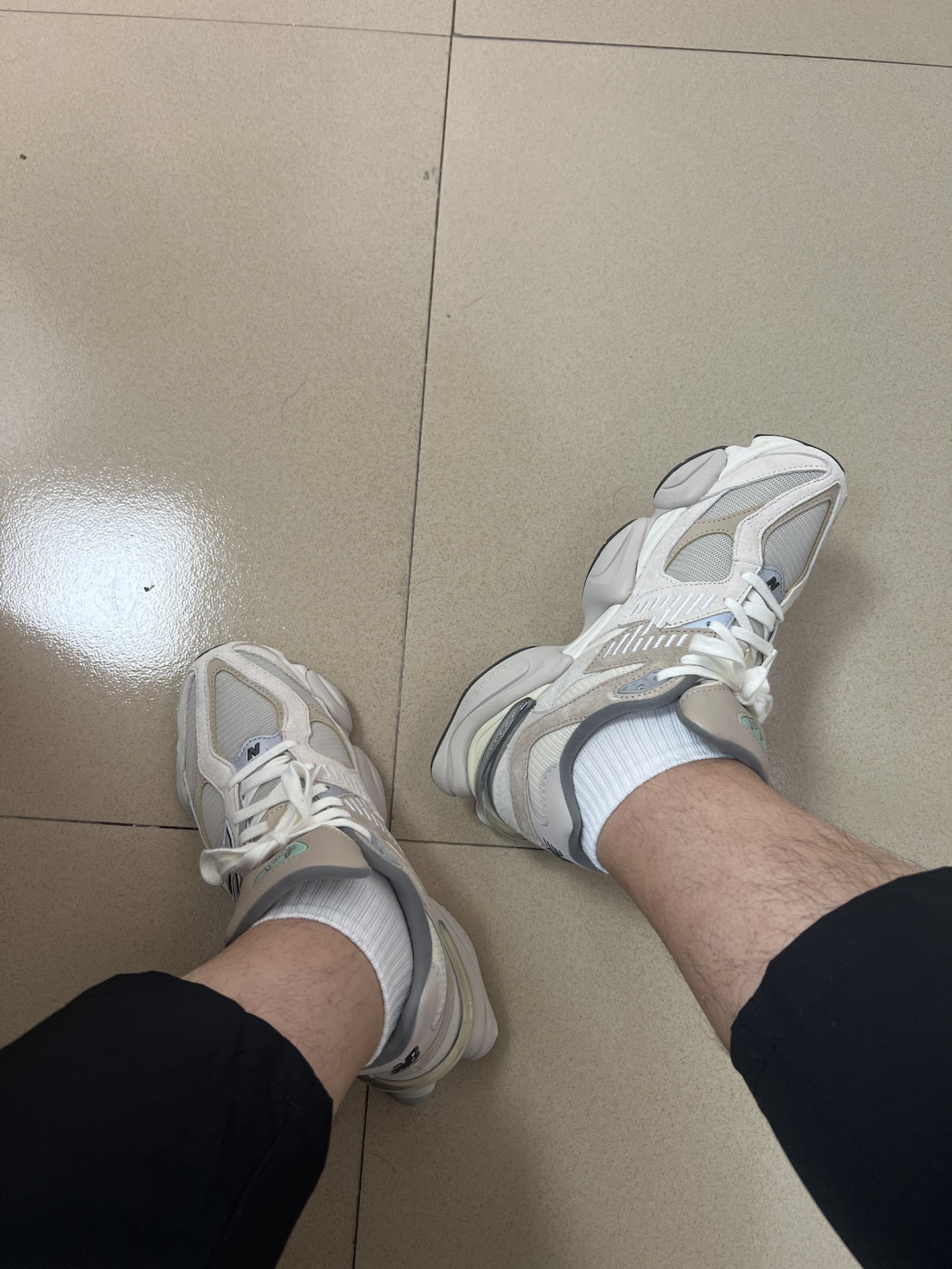 custom review-New Balance 9060 Sea Salt