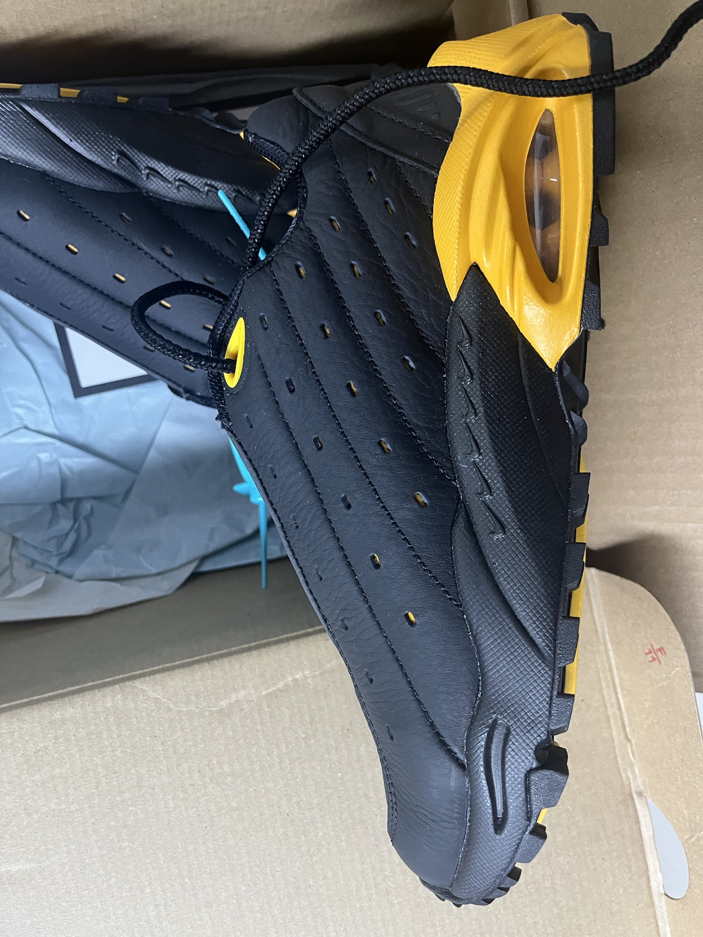 custom review-Nocta x Nike Hot Step Air Terra 'Черный Университетский Золотой' Низкий Топ Повседневная Обувь Унисекс Черный Золотой