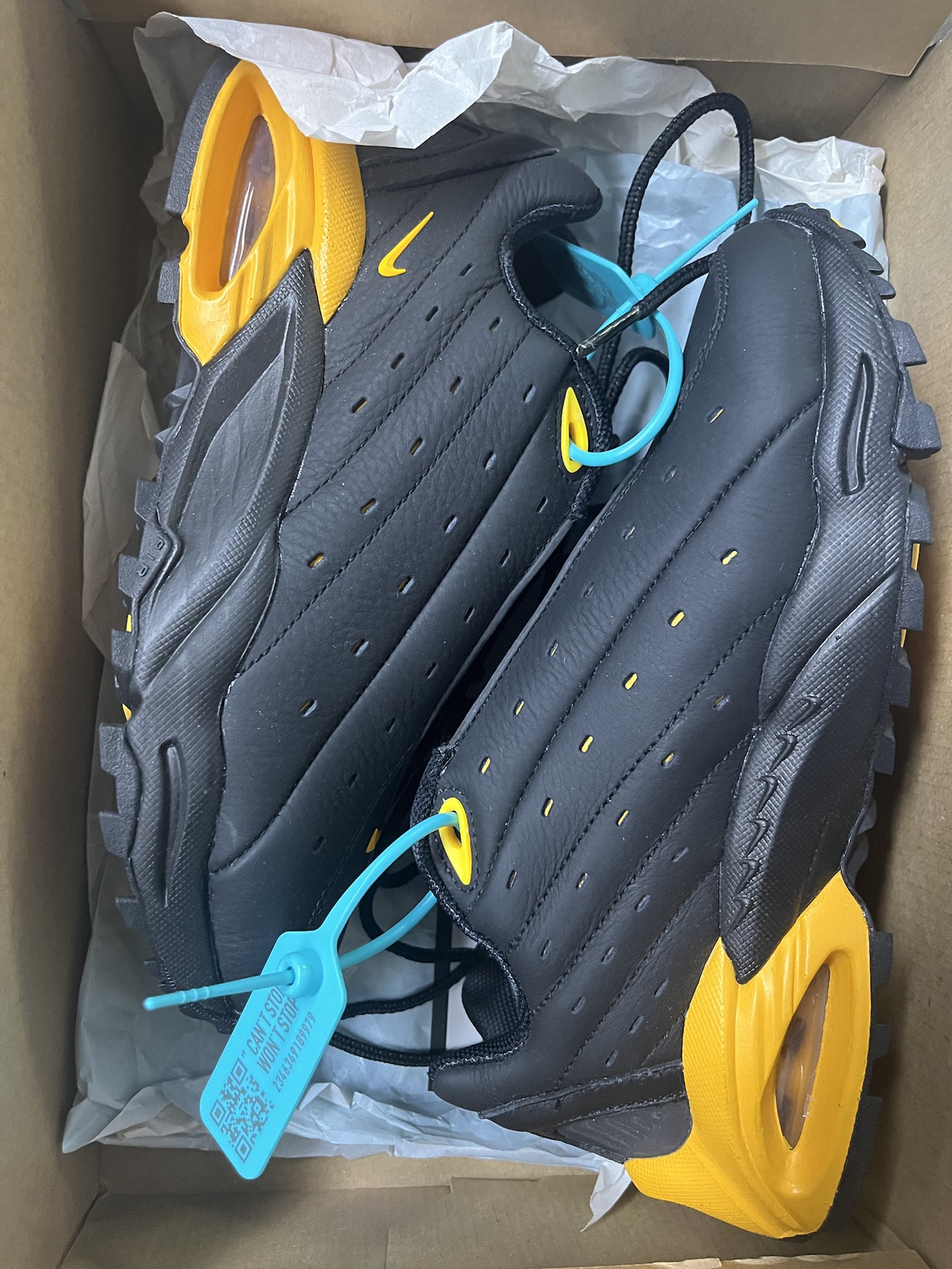 custom review-Nocta x Nike Hot Step Air Terra 'Черный Университетский Золотой' Низкий Топ Повседневная Обувь Унисекс Черный Золотой