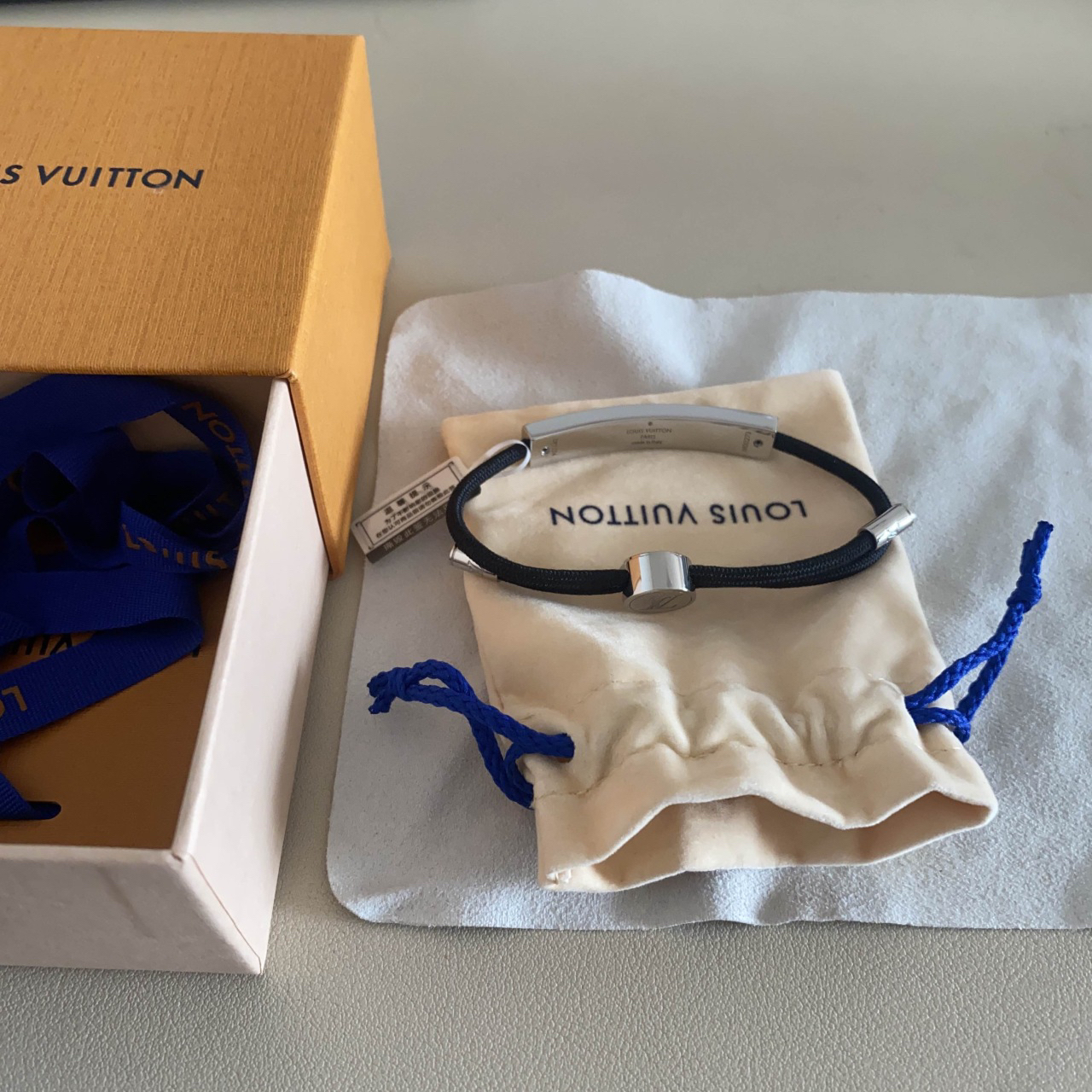 lv 路易威登手环