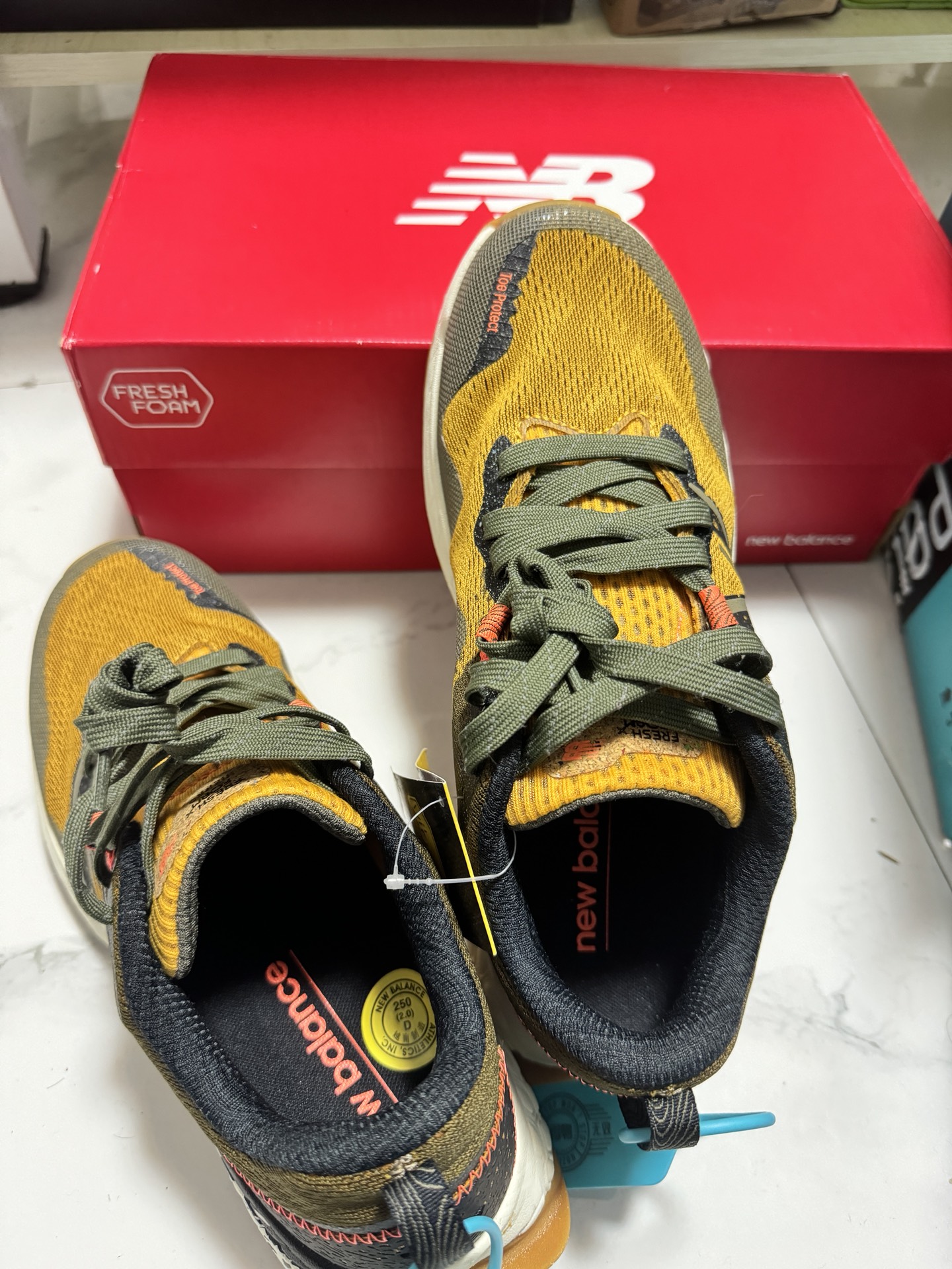 custom review-New Balance Hierro v7 Дышащие Низкие Кроссовки для Беговых Пути Мужские Коричнево-Желтые