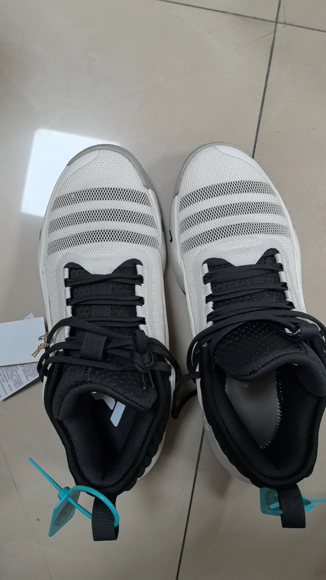 custom review-Adidas Trae Unlimited Низкий Топ Баскетбольные Кроссовки Мужские Белые Черные