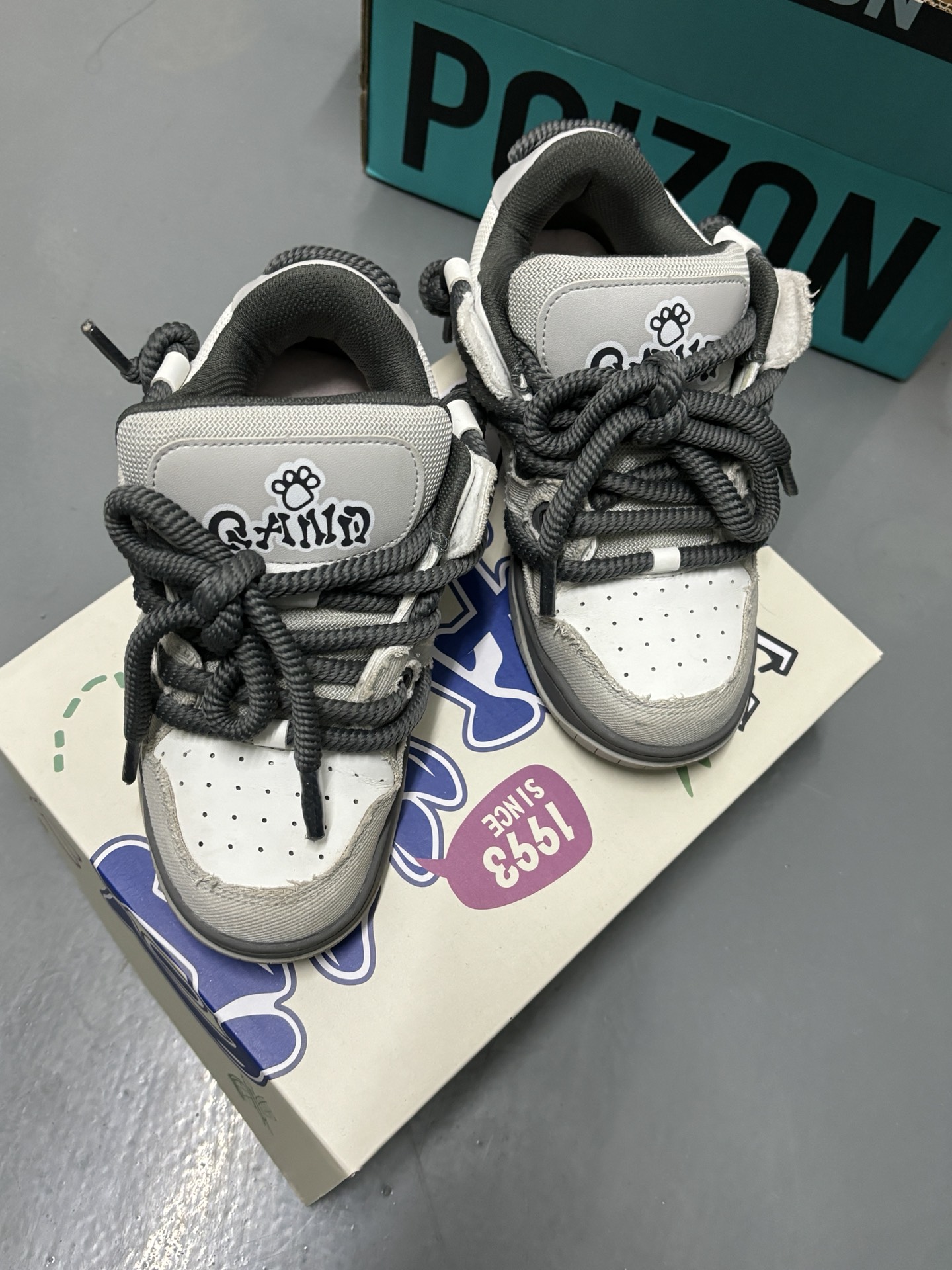 custom review-Q Wa Slip-Resistant Амортизация Устойчивый к истиранию Дышащий Увеличение высоты Низкие Кроссовки для скейтбординга Унисекс