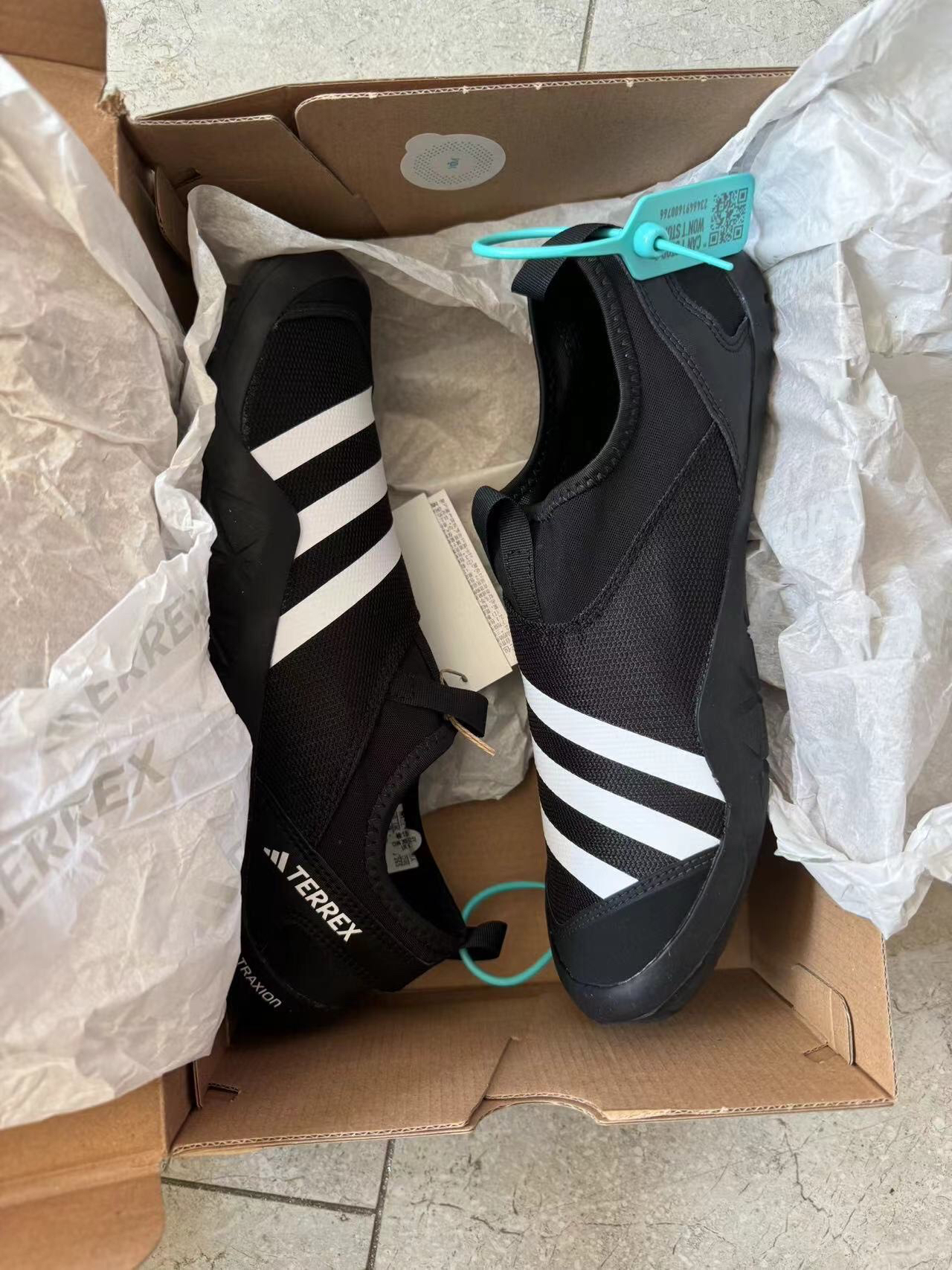 custom review-Adidas Terre Дышащий TRACTION Низкий Топ Походная обувь Унисекс Черный Белый