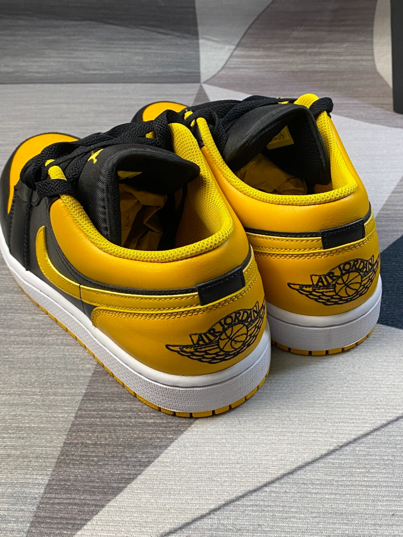 aj里的大黄蜂,穿上后让我心情美丽!