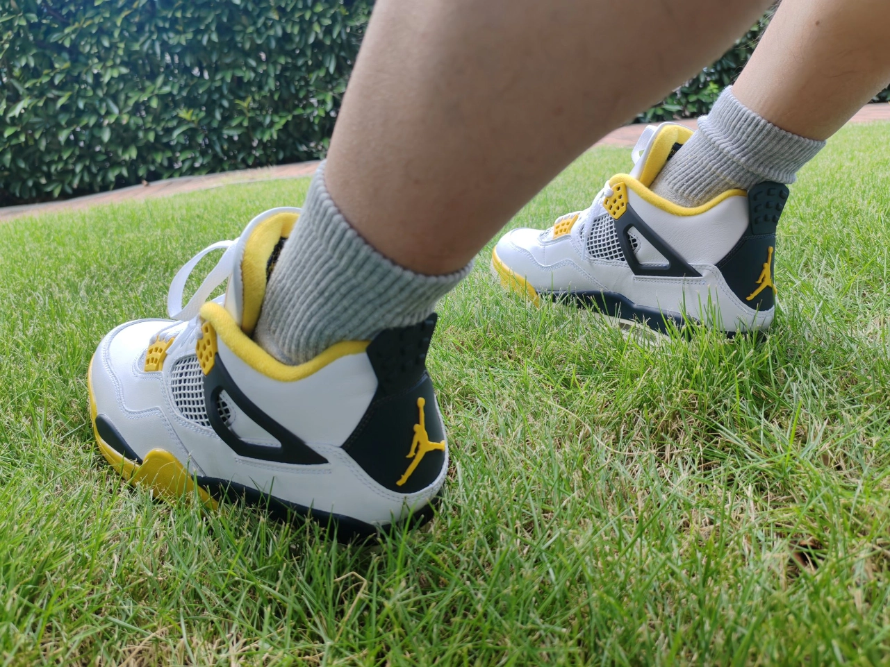 custom review-Jordan Air Джордан 4 'Vivid Сера' MID Топ Винтажные баскетбольные кроссовки Женские Белые Апельсиновые