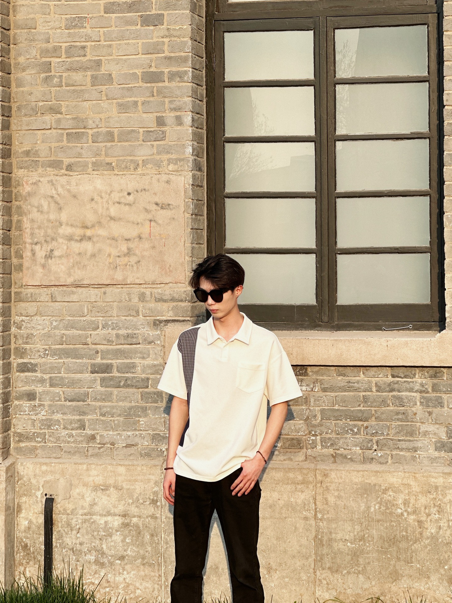 白色polo衫纯情男高