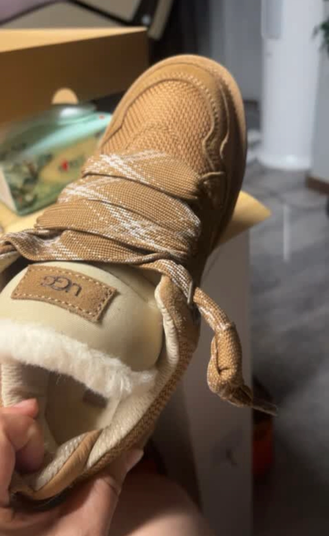 custom review-UGG Lowmel Sand Women's