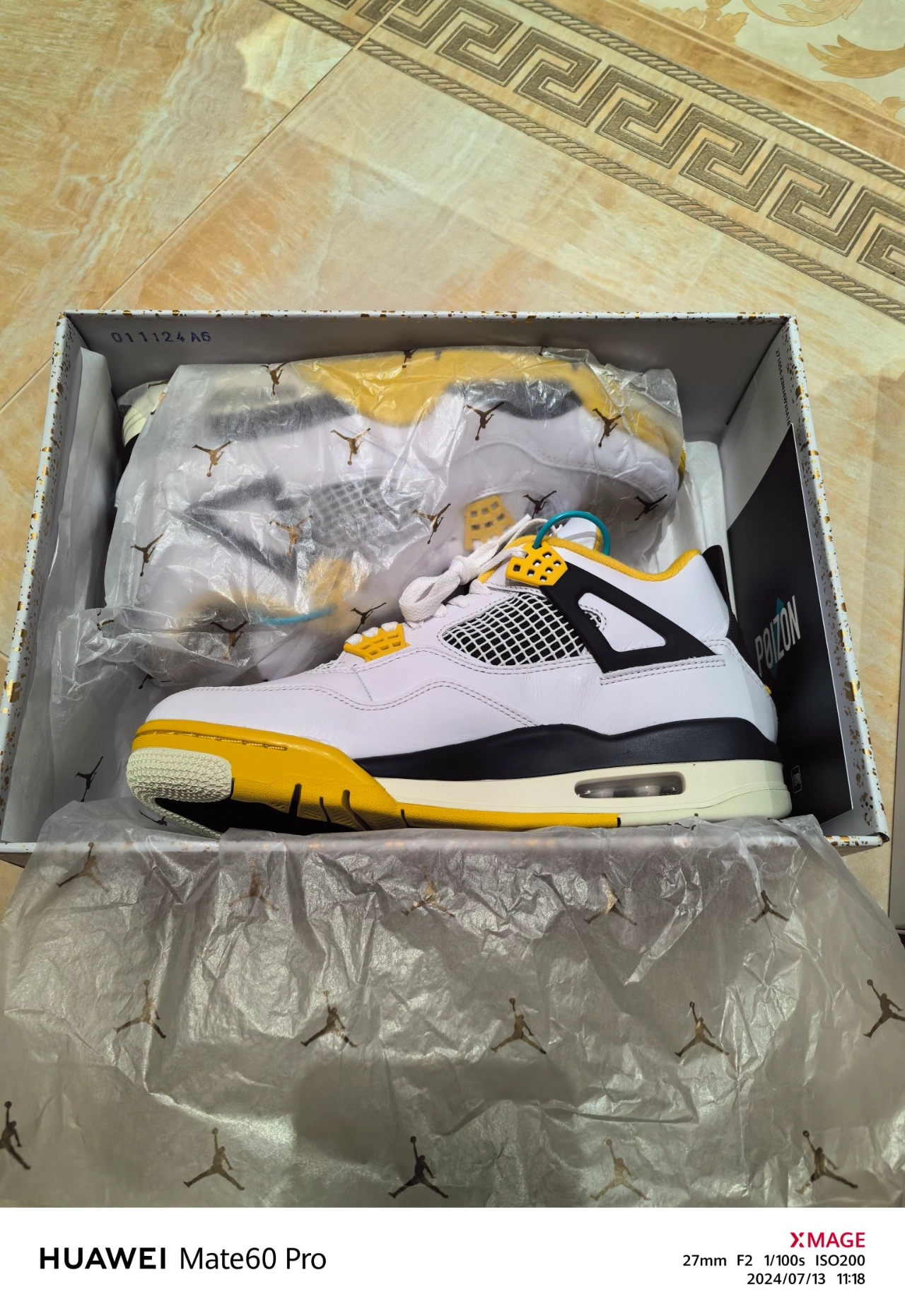 custom review-Jordan 4 Retro Vivid Sulfur Women's