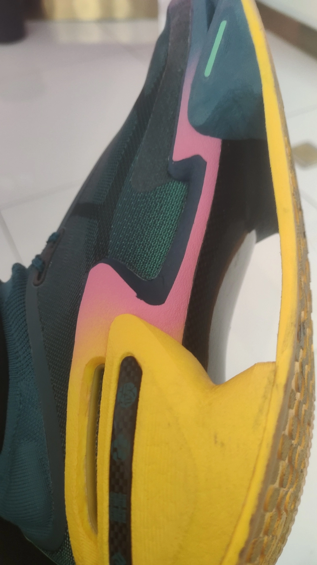 custom review-LiNing Shadow 3.0 Cushioning Anti-Slip And Wear-Resistant Low-Top Casual Running Shoes Unisex Green