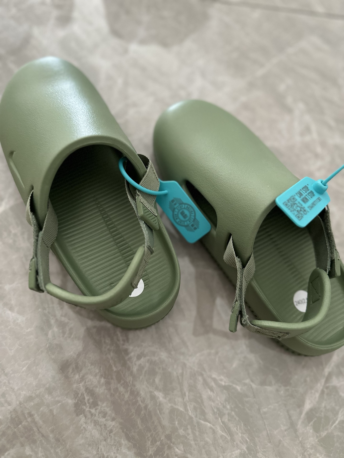 custom review-Nike Calm Mule Резиновая подошва Противоскользящие домашние тапочки Женские Масляно-зеленый