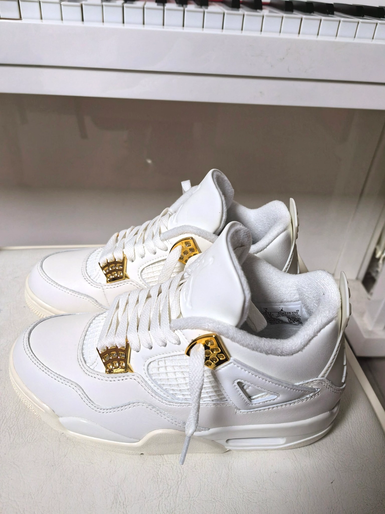custom review-Air Jordan 4 WMNS 'Metallic Gold'