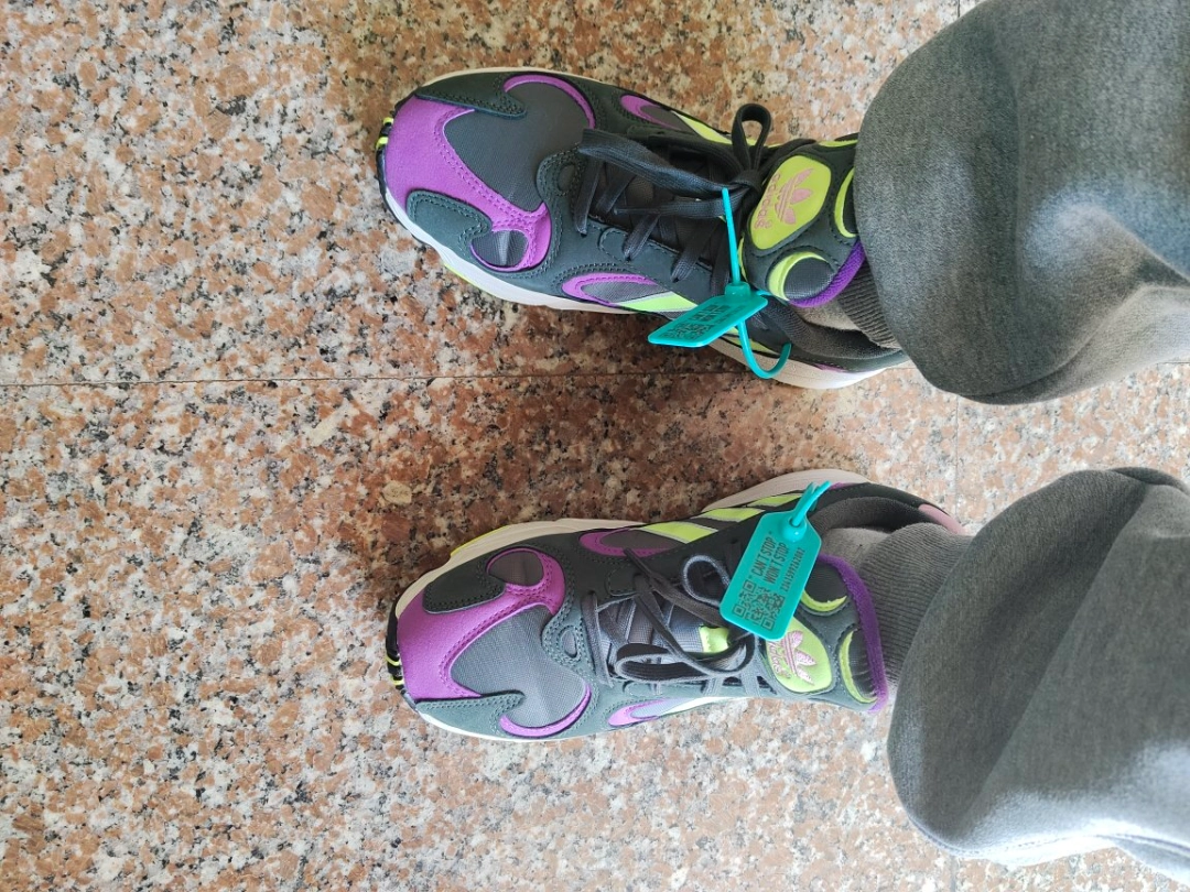 custom review-Adidas Originals YUNG 1 Legend Ivy Hi Res Yellow Non Slip Lightweight Low Top Footwear Unisex Gray