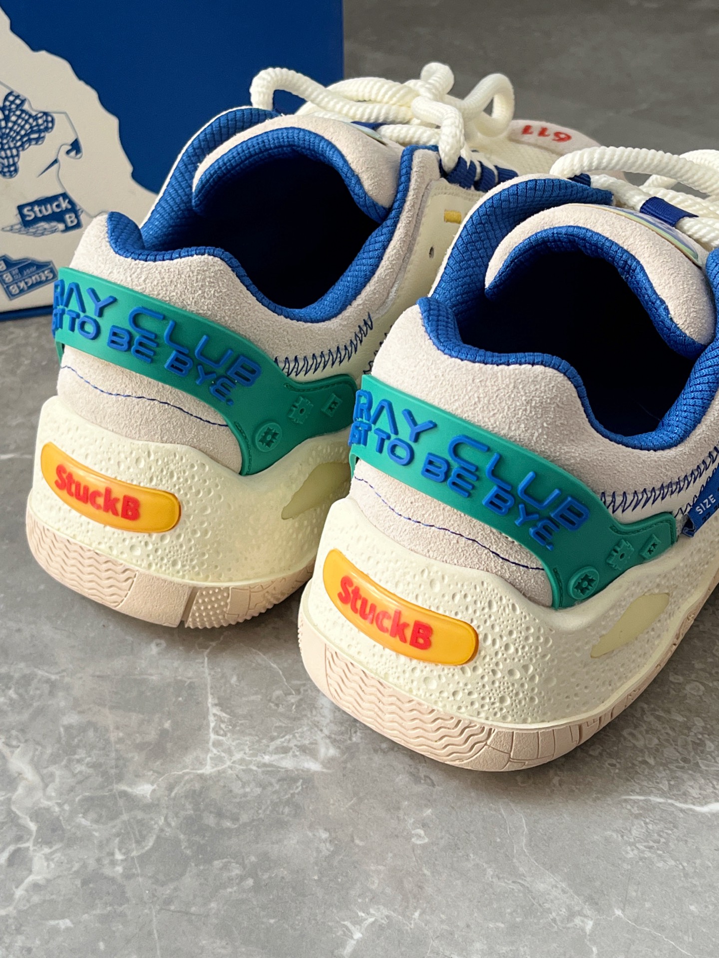 🔥wow❗️这双【太空漫步】户外功能鞋太好看了叭,喵星人也忍不