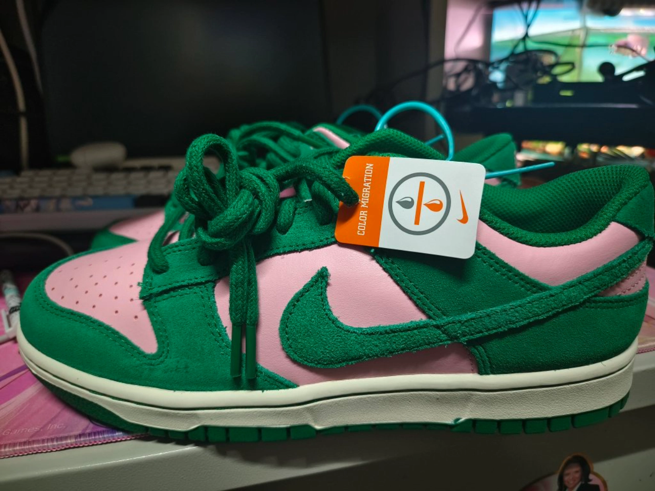 custom review-Nike Dunk Low Retro SE Medium Soft Pink Malachite