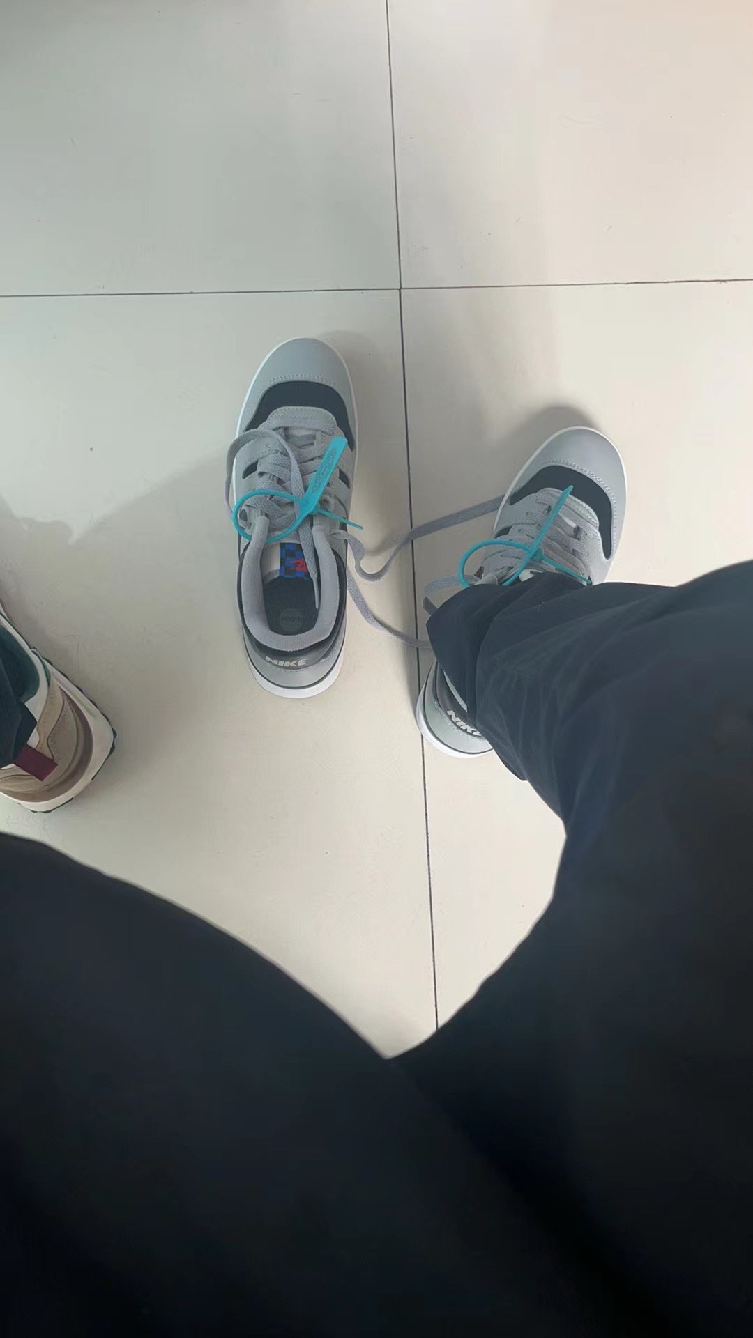 custom review-Nike Mac Attack QS SP OG Амортизация Устойчивый к истиранию Дышащий Низкий Верх Скейтборд Кроссовки Унисекс Серый Черный