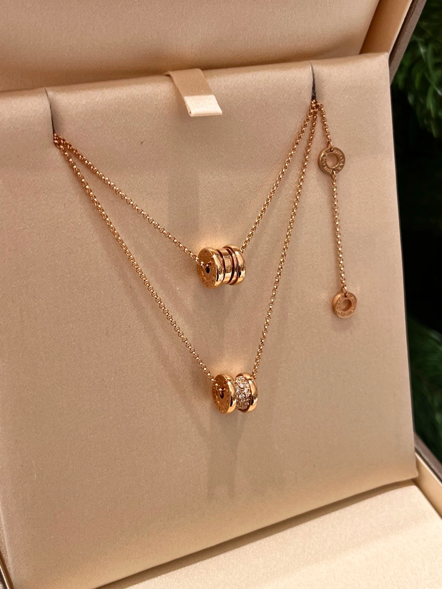 宝格丽小蛮腰二选一