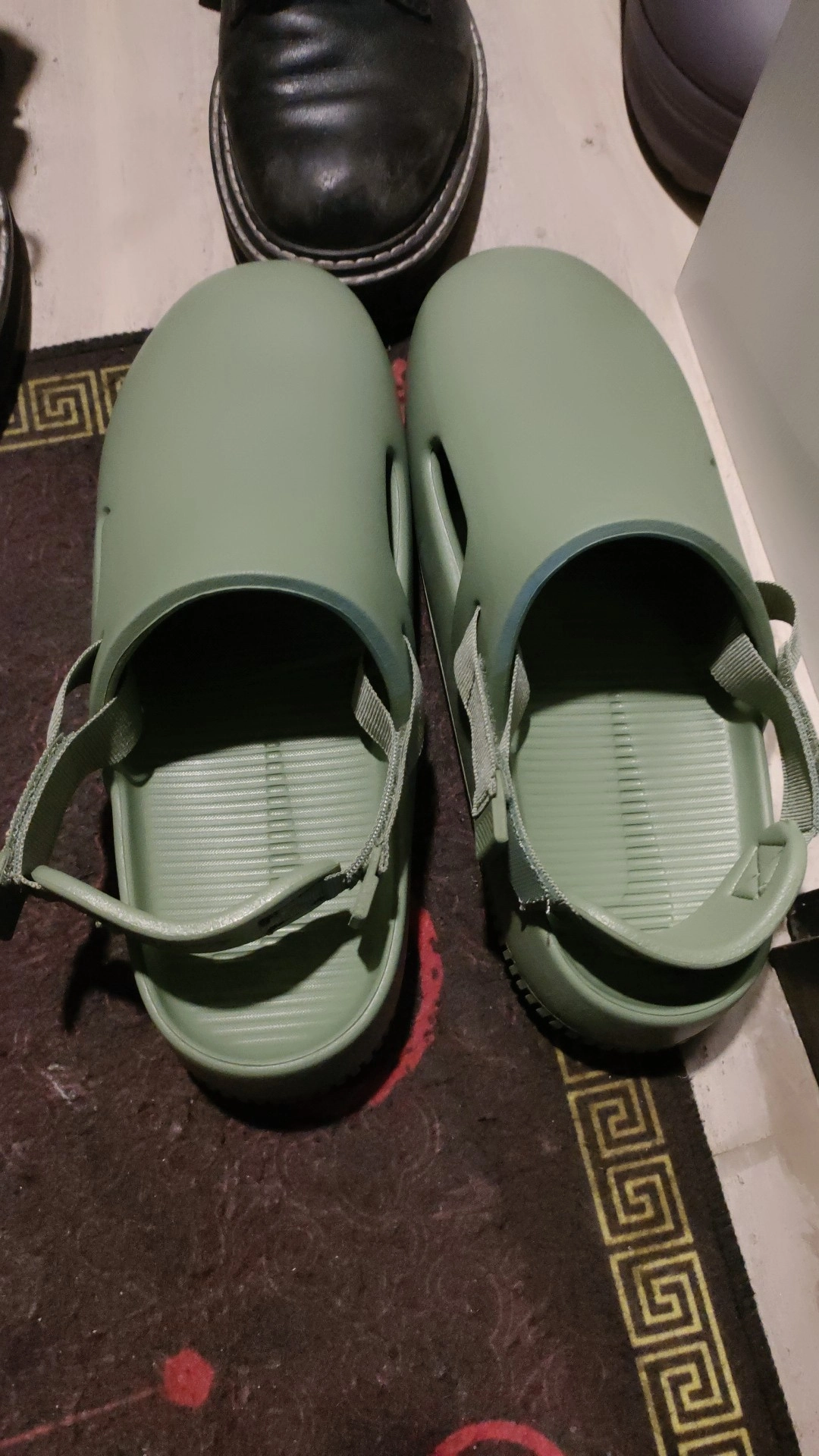 custom review-Nike Calm Mule Резиновая подошва Противоскользящие домашние тапочки Мужские Масляно-зеленый