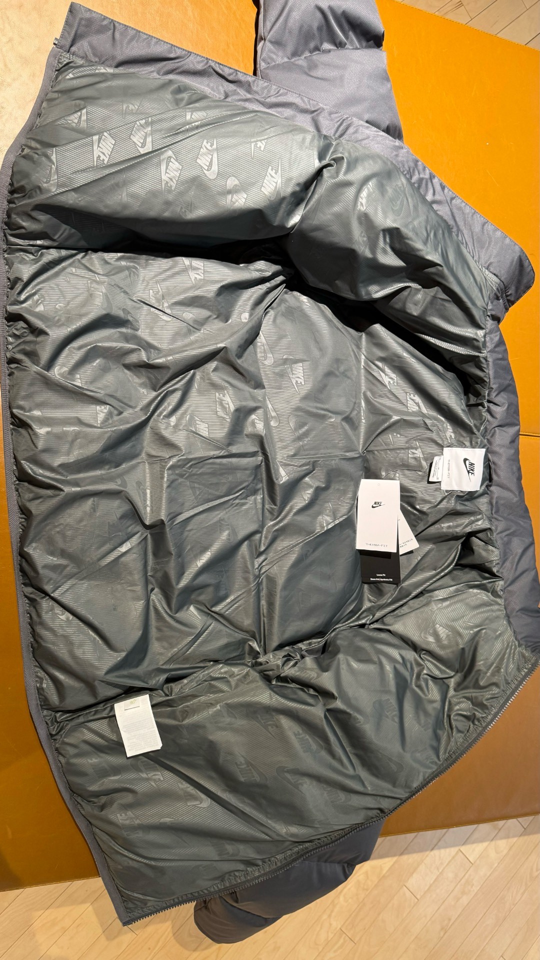custom review-nike ClubTherma Thermal Down Jacket Men Iron Gray White nike ClubTherma Терапия Пуховик Мужской Железо Серый Белый