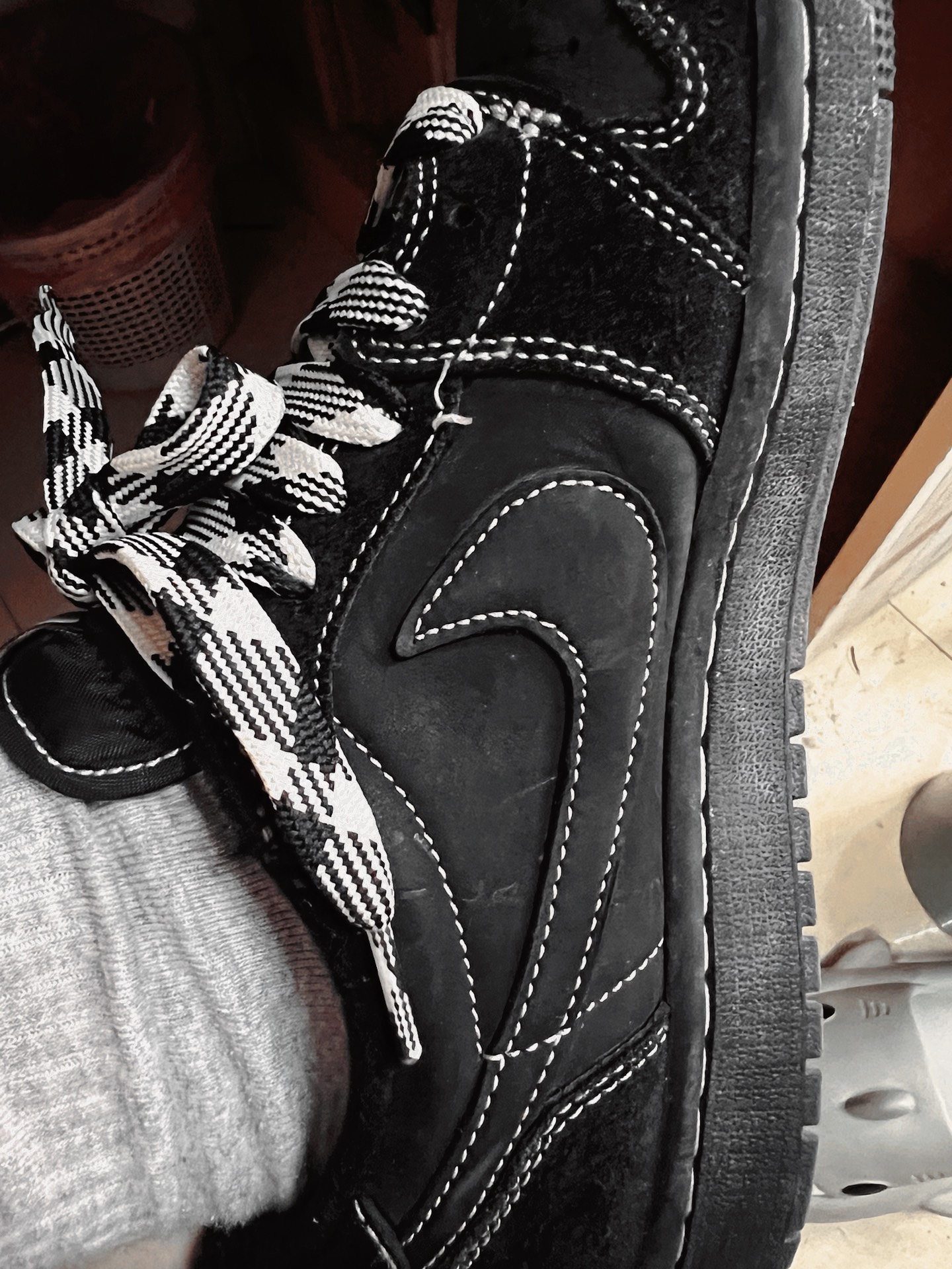 custom review-Jordan 1 Retro Low OG SP Travis Scott Black Phantom