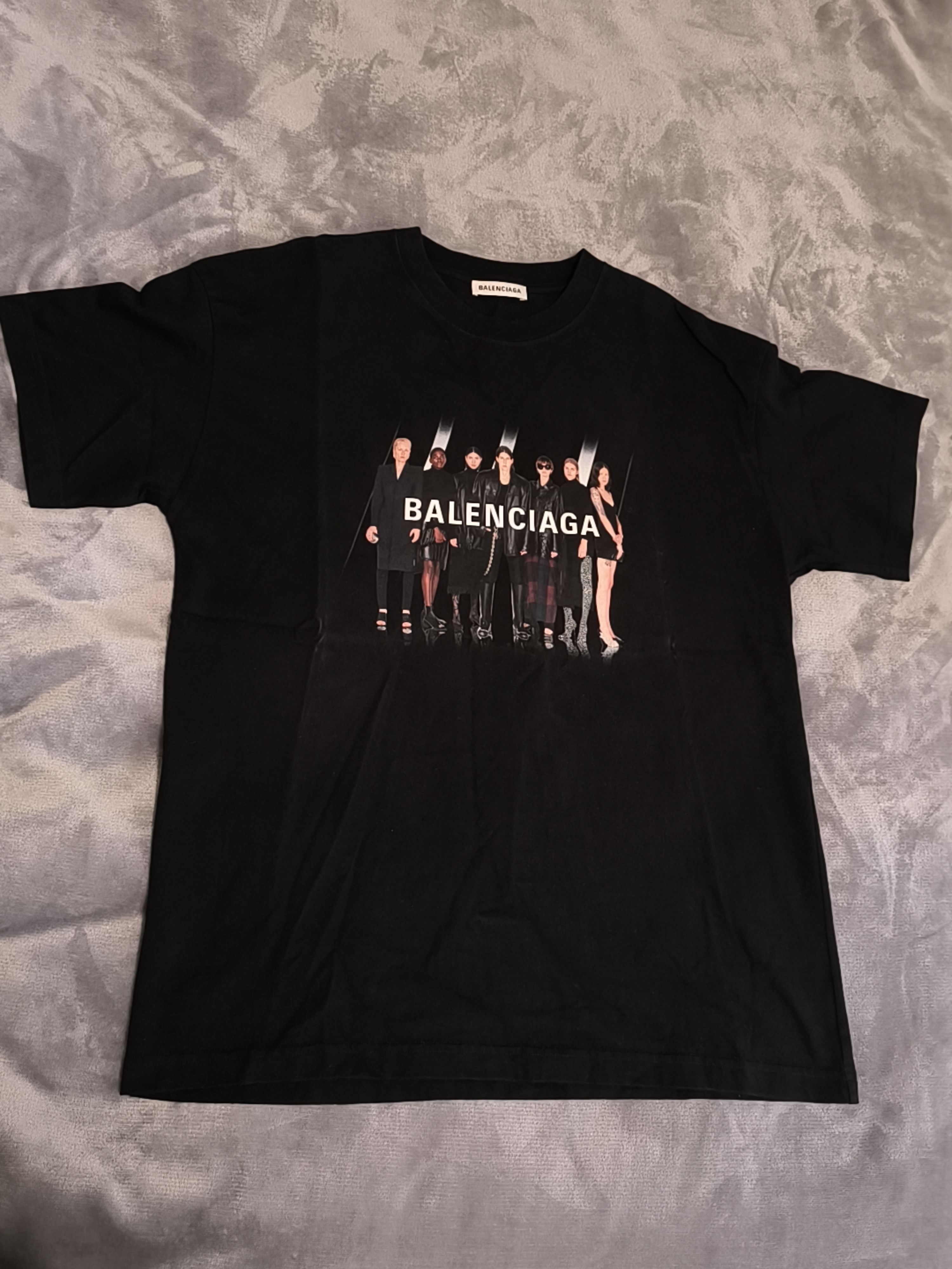 巴黎世家男士t恤l码数,出给喜欢的朋友