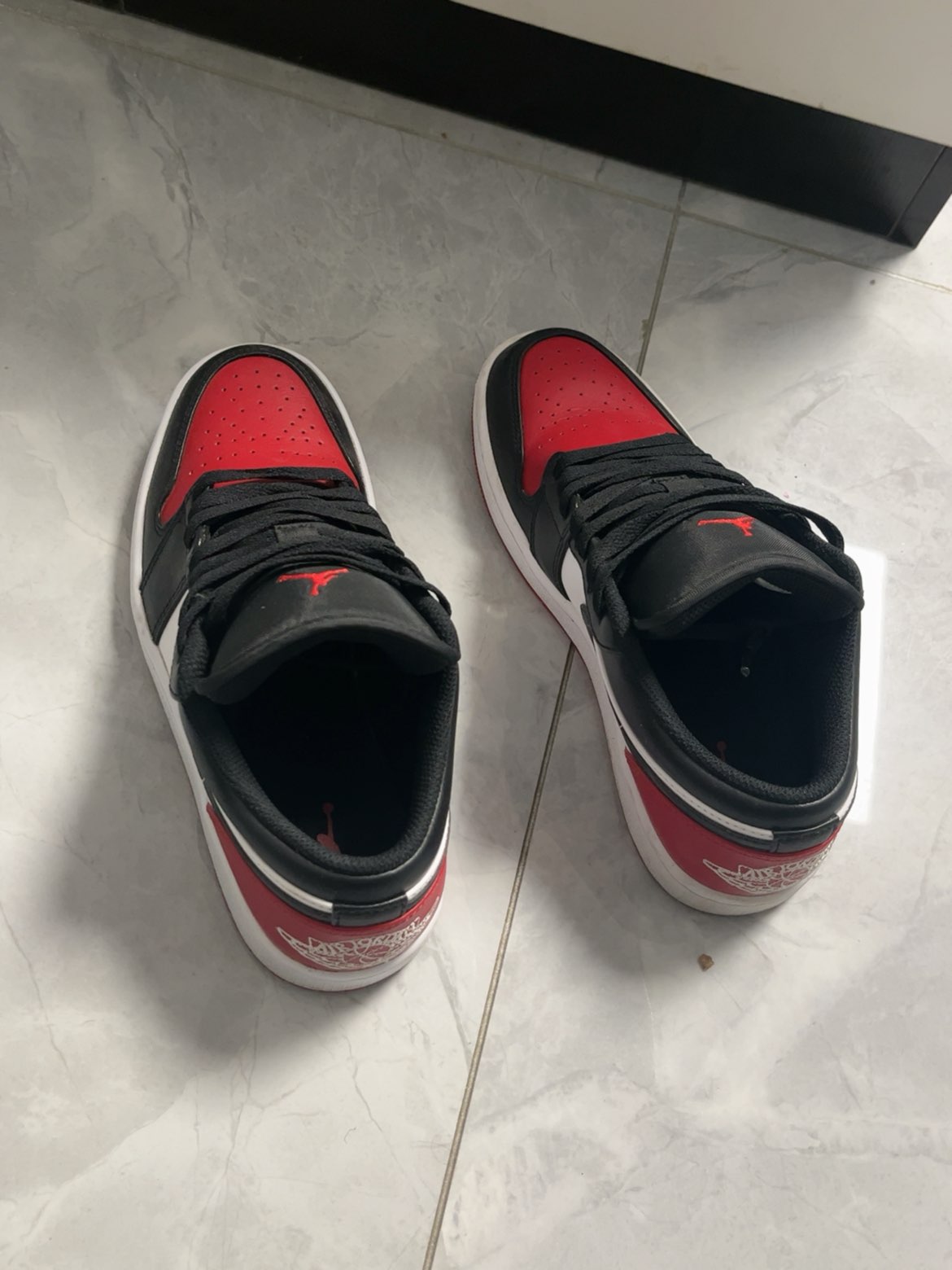 custom review-Jordan Air Jordan 1 Low 'Bred Toe' Устойчивый к истиранию Низкий Топ Винтажные Баскетбольные Кроссовки Мужские Bred Toe