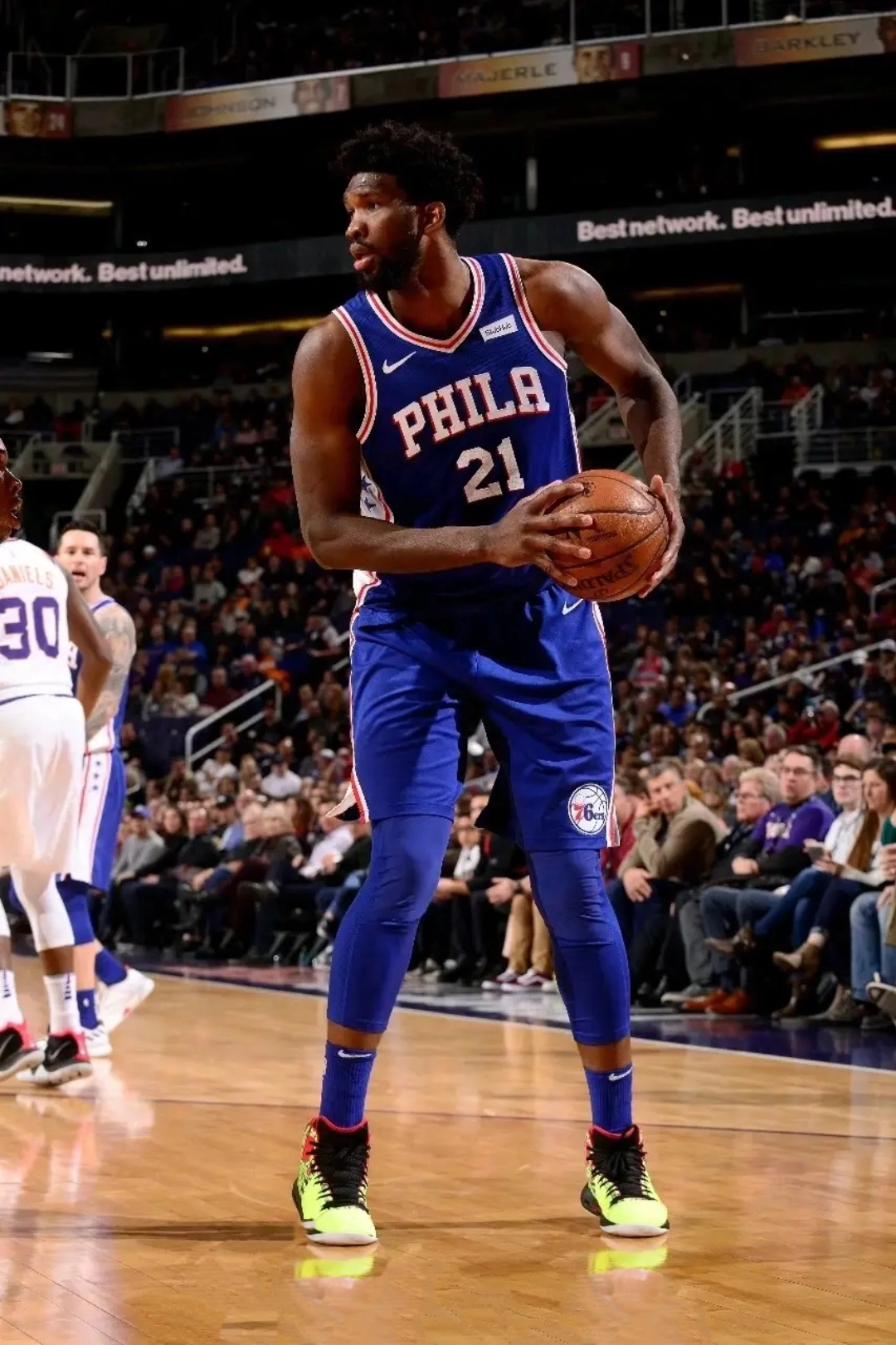 nba恩比德同款鞋子