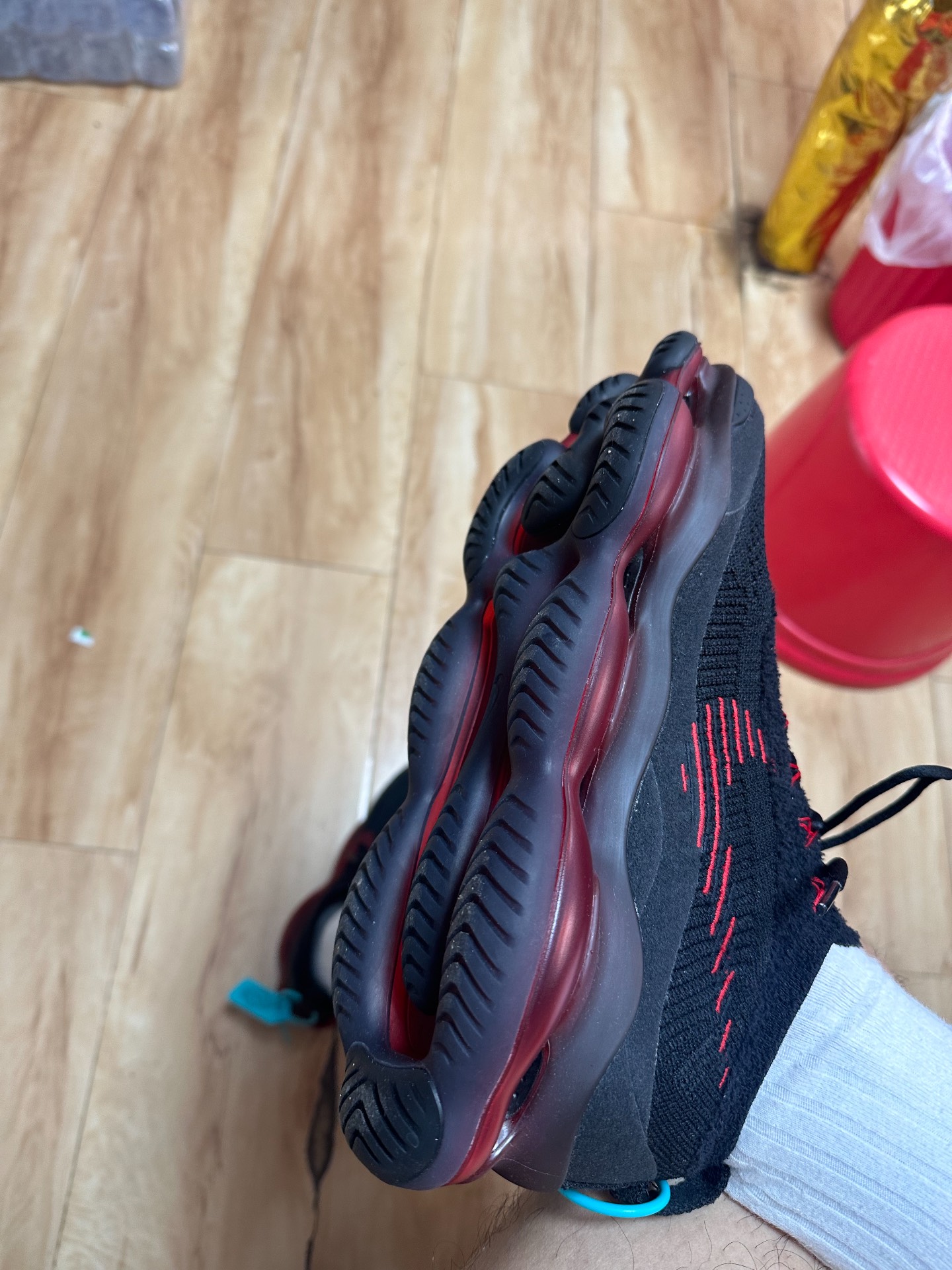 custom review-Nike Air Max Scorpion Амортизация и Дышащий Низкий Топ Повседневные Беговые Кроссовки Мужские Черные и Красные