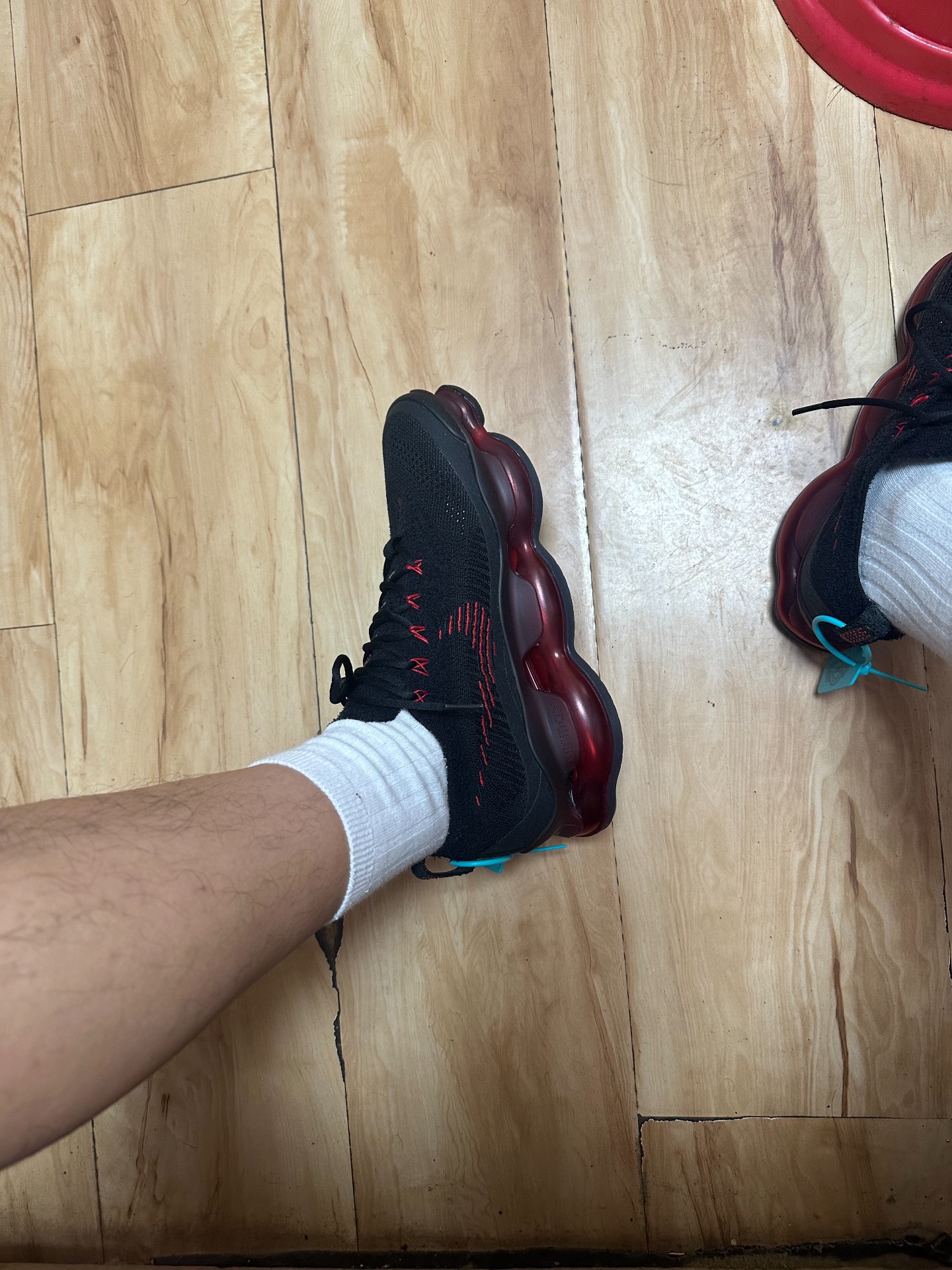 custom review-Nike Air Max Scorpion Амортизация и Дышащий Низкий Топ Повседневные Беговые Кроссовки Мужские Черные и Красные