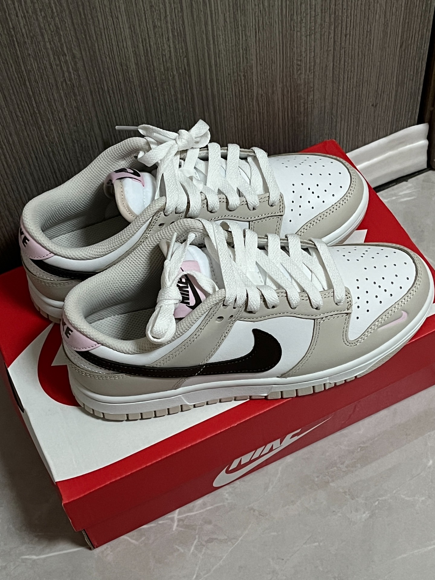 custom review-Nike Dunk Low Neapolitan Women's