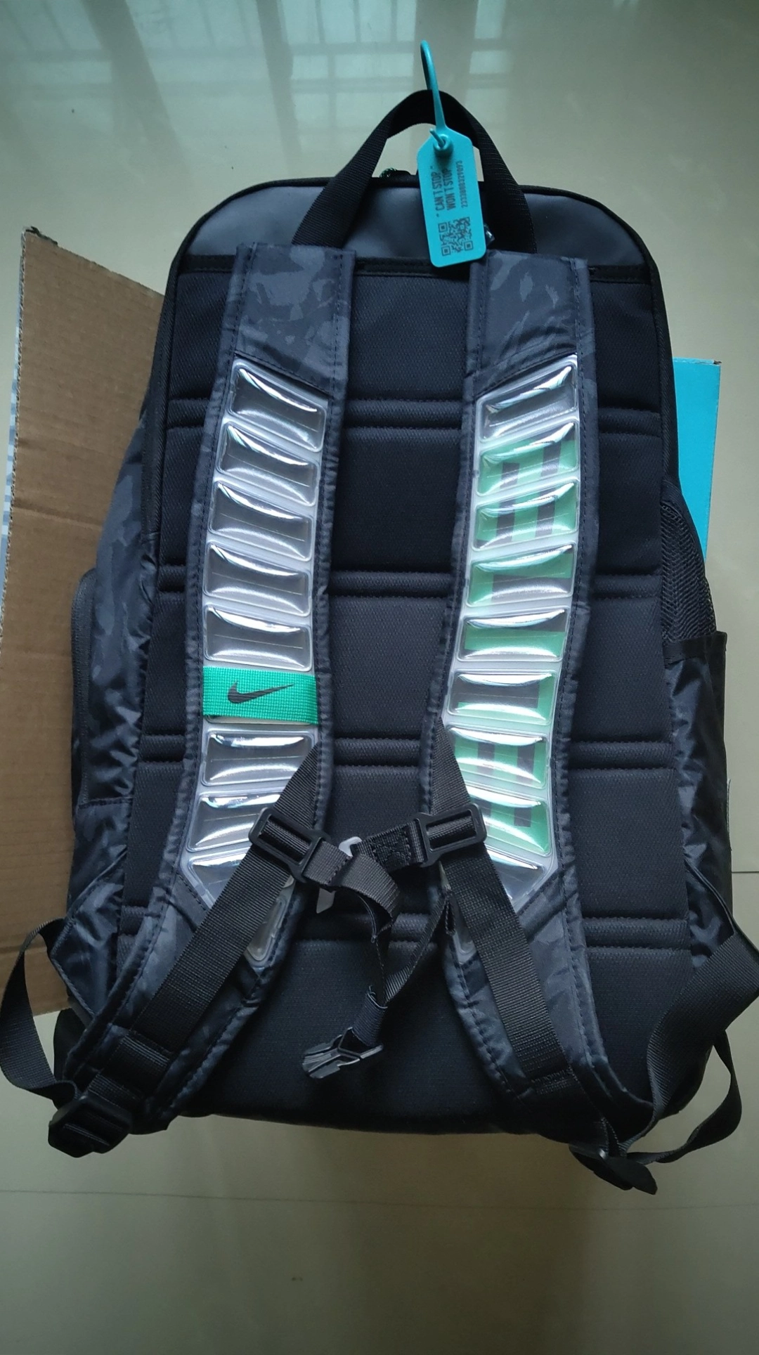 custom review-Nike Hoops Elite Pro Basketball Backpack Men Coal Black/Athletic Green