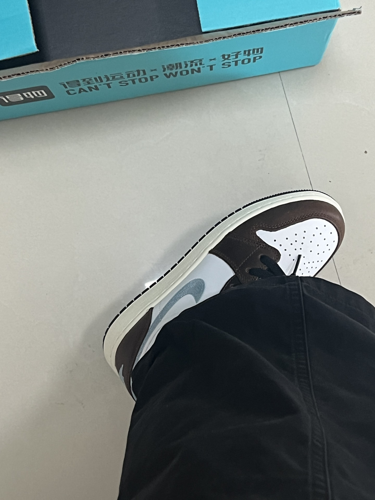 custom review-Jordan Air Jordan 1 Амортизация Устойчивость к истиранию Дышащий Низкий Топ Детские Баскетбольные Кроссовки Белый Умбра