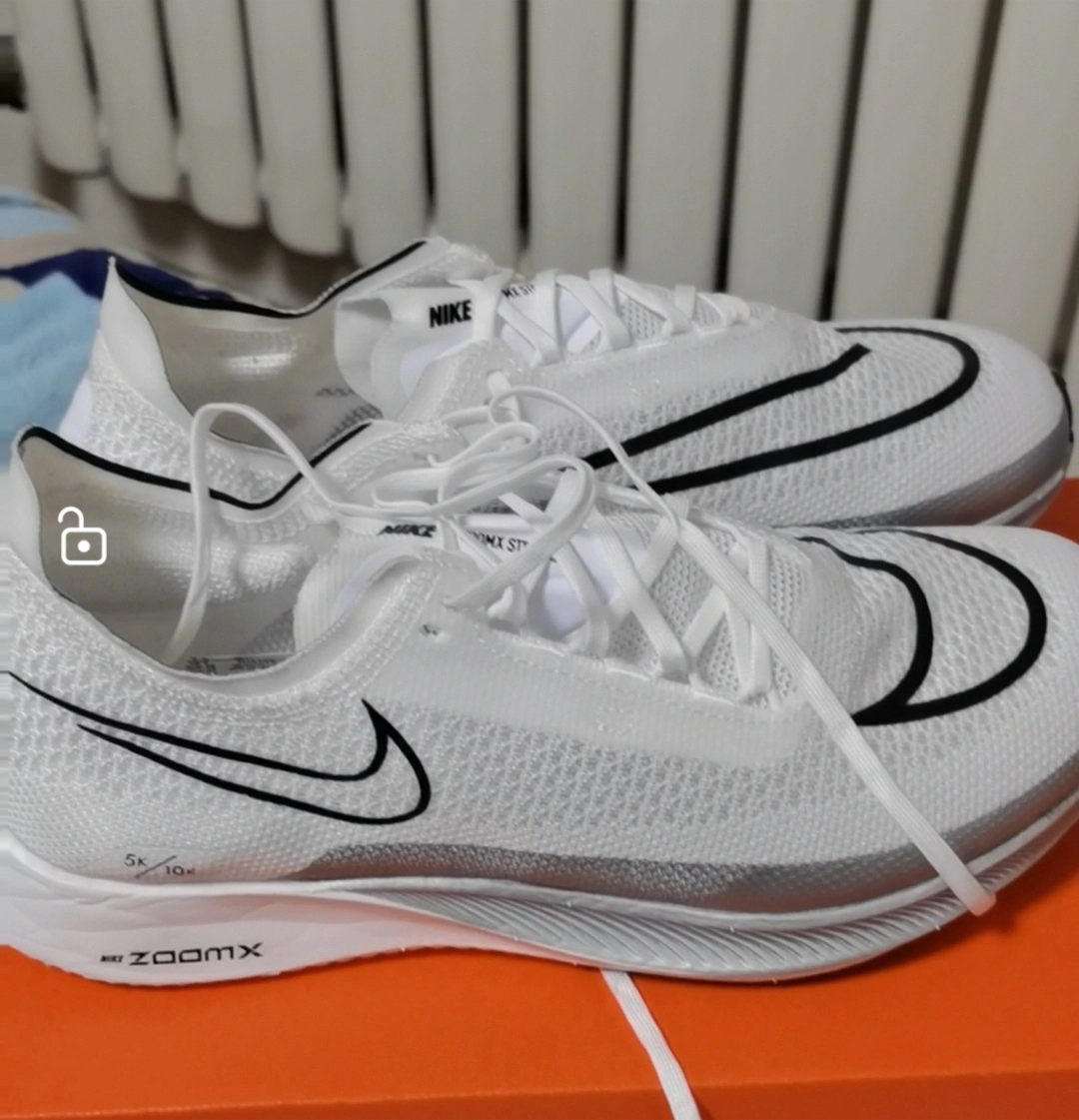 custom review-Nike STREAKFLY Беговые кроссовки Низкий Топ Унисекс
