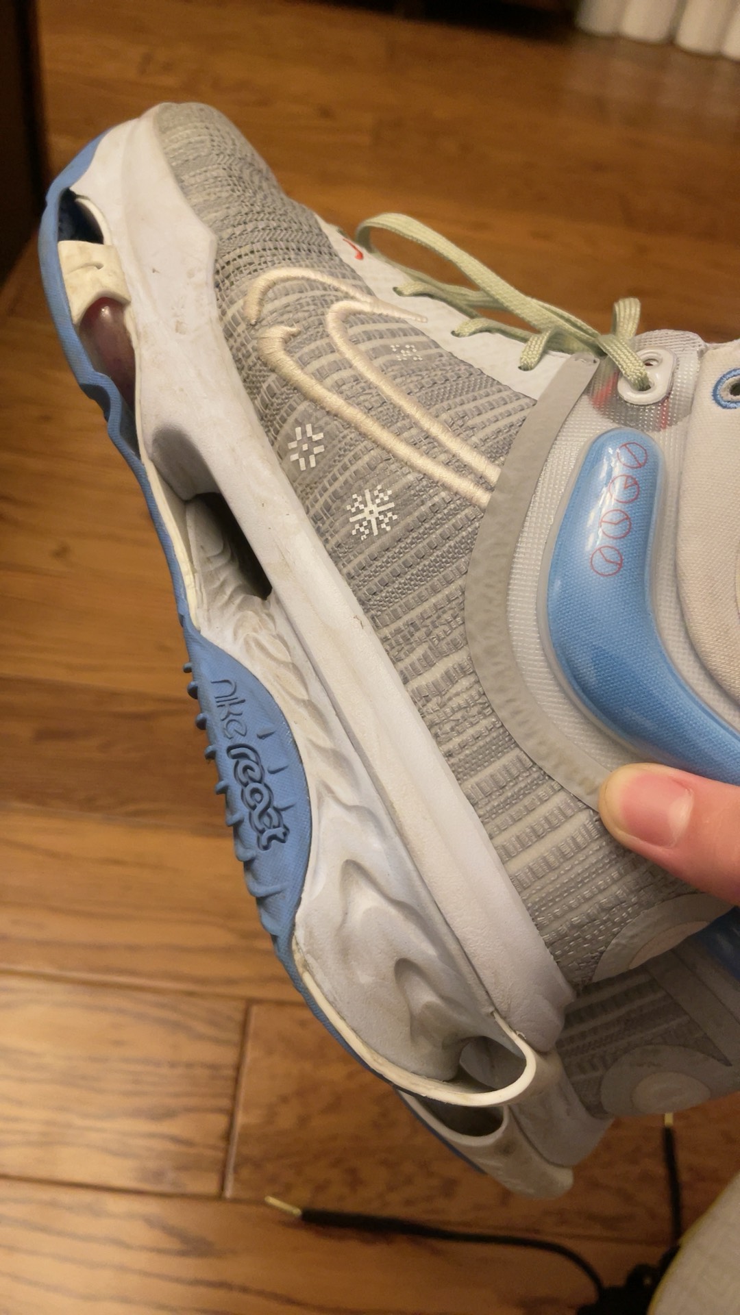 custom review-Nike Air Zoom Gt Jump 2 'Christmas'