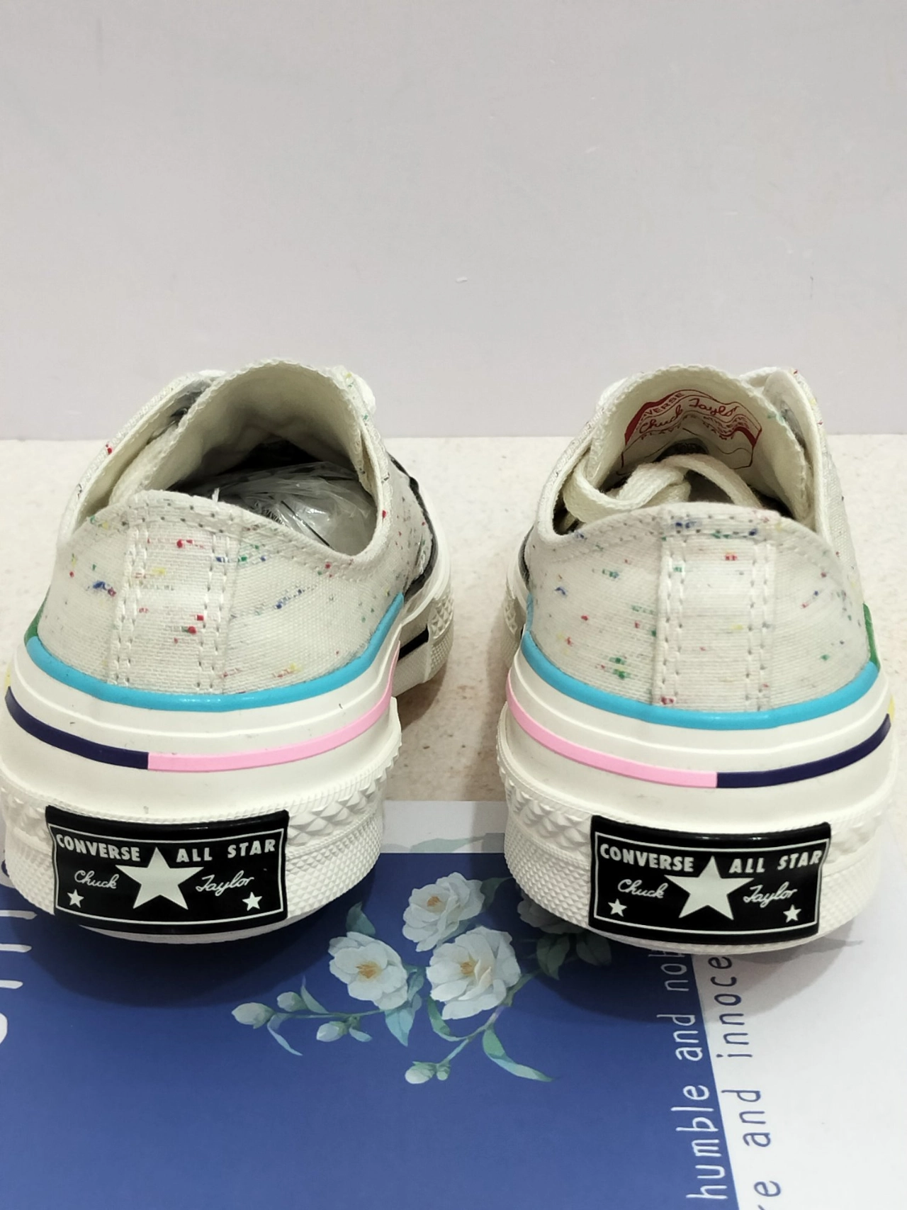 匡威彩虹🌈鞋美美哒