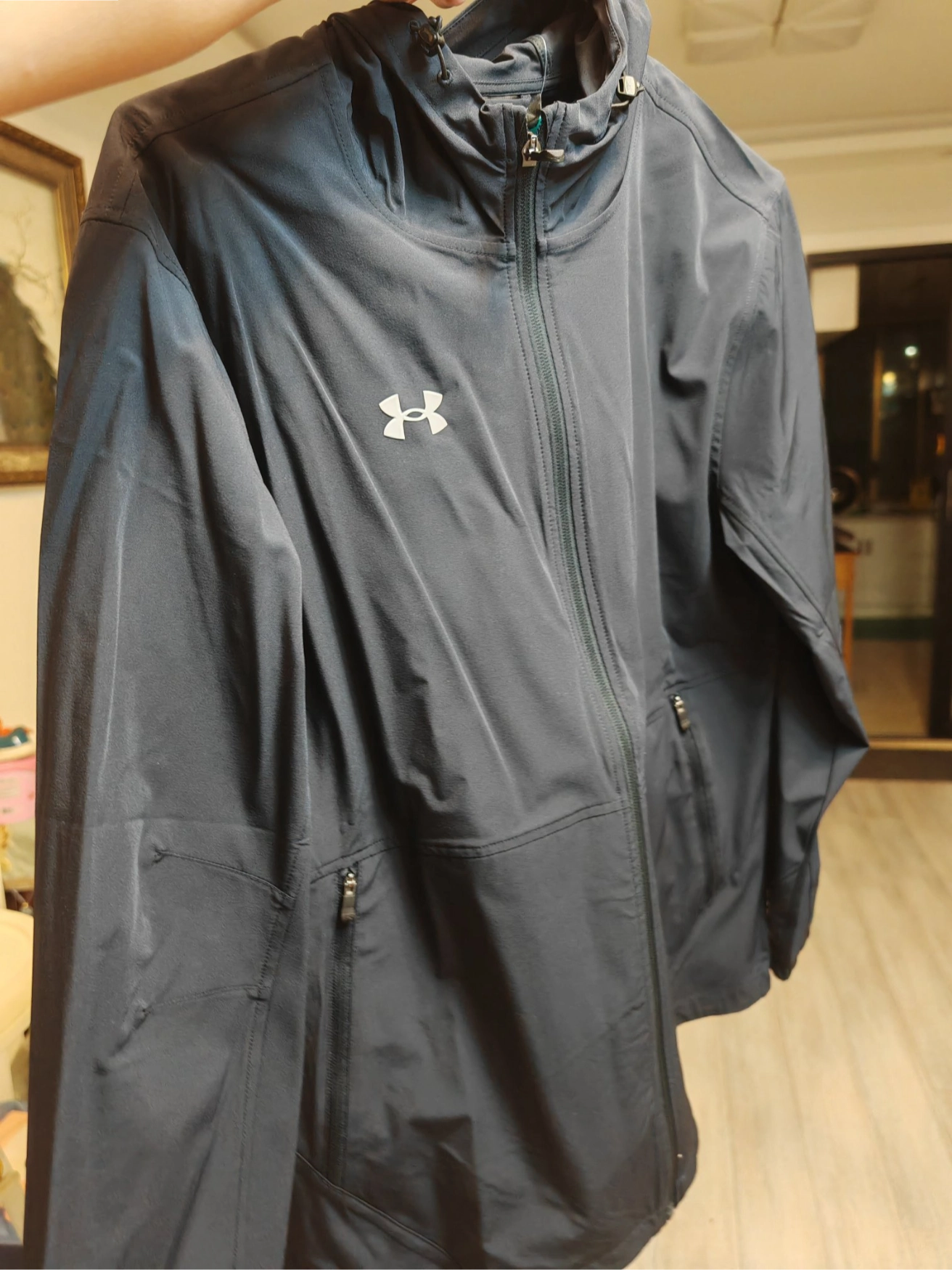 custom review-Under Armour Куртка Унисекс Черная