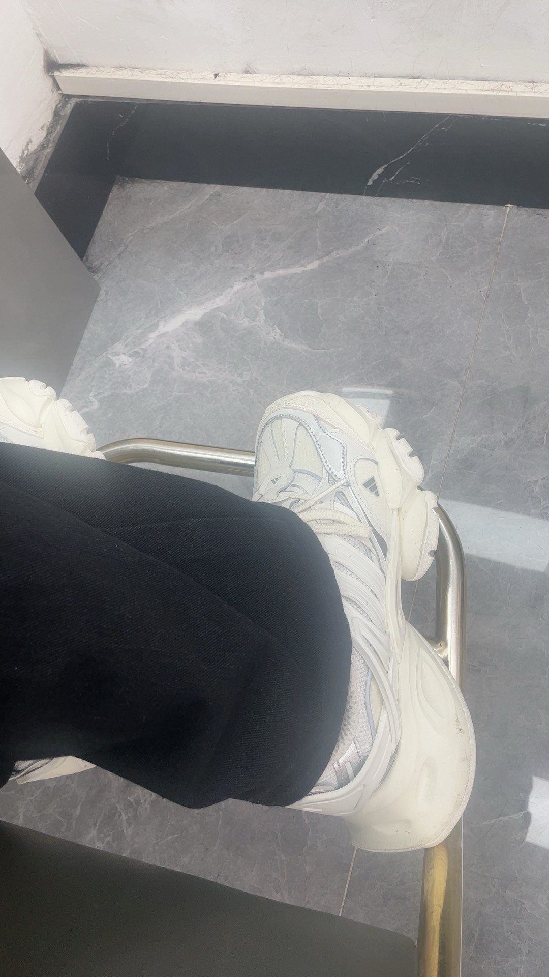 custom review-Adidas VENTO XLG DELUXE Амортизация Низкий Топ Повседневный Городской Коммутирование Беговые кроссовки Унисекс Белый