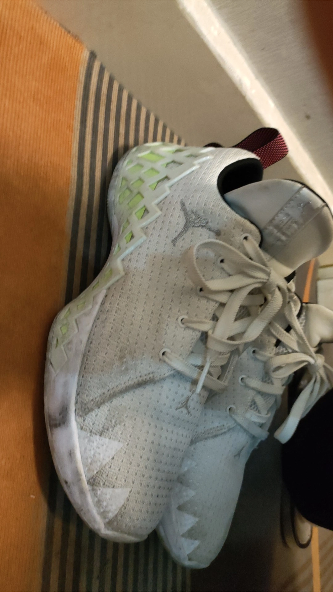 custom review-Jordan Jumpman Diamond Low Pf White Mismatch
