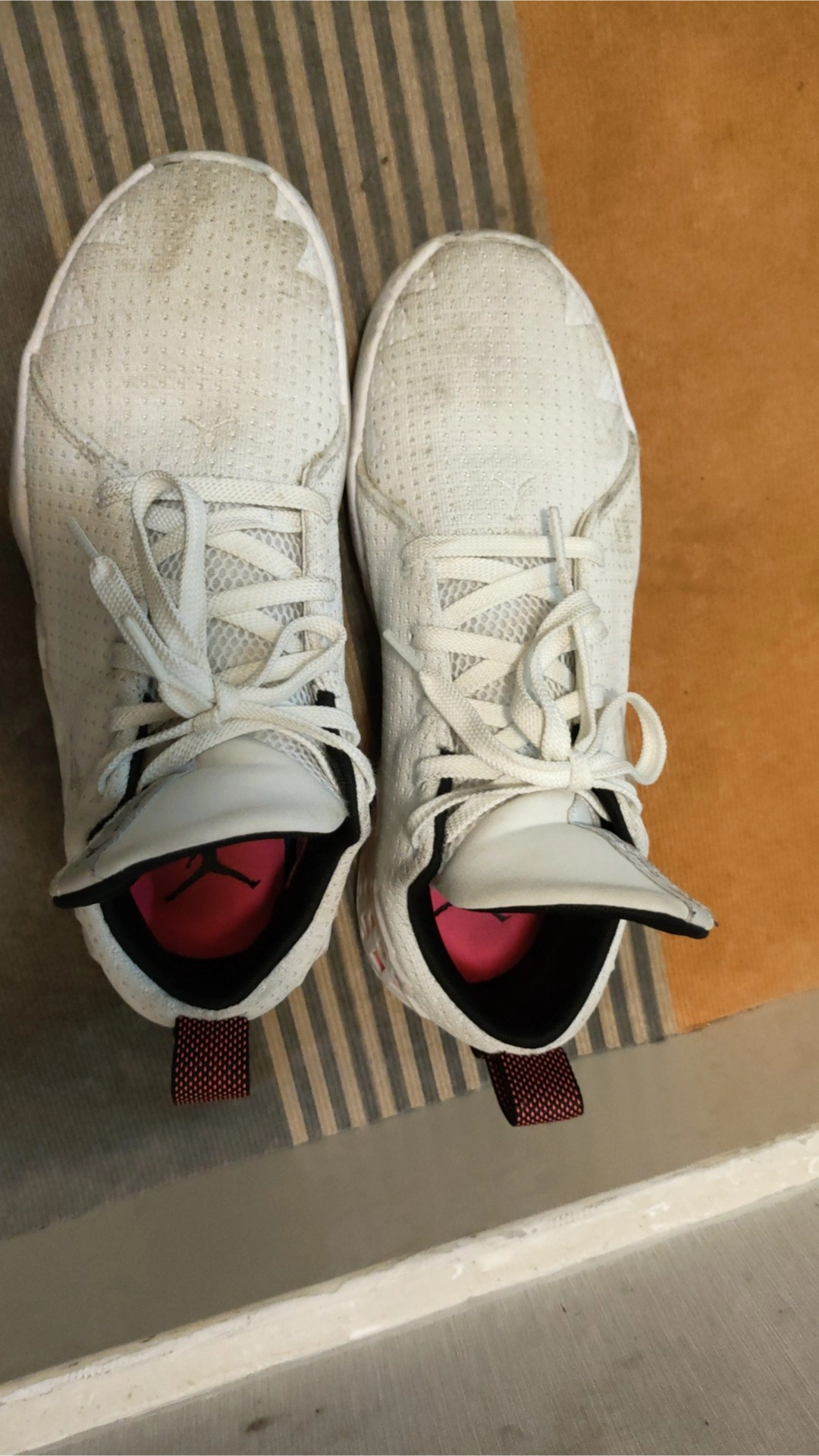 custom review-Jordan Jumpman Diamond Low Pf White Mismatch