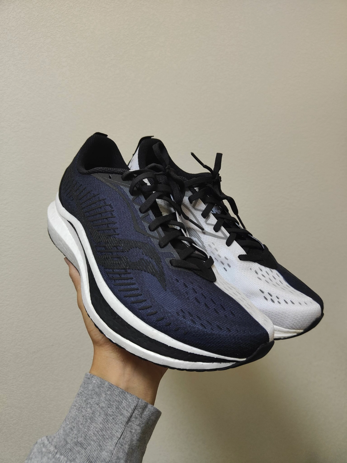 通勤鞋分享|索康尼啡速2