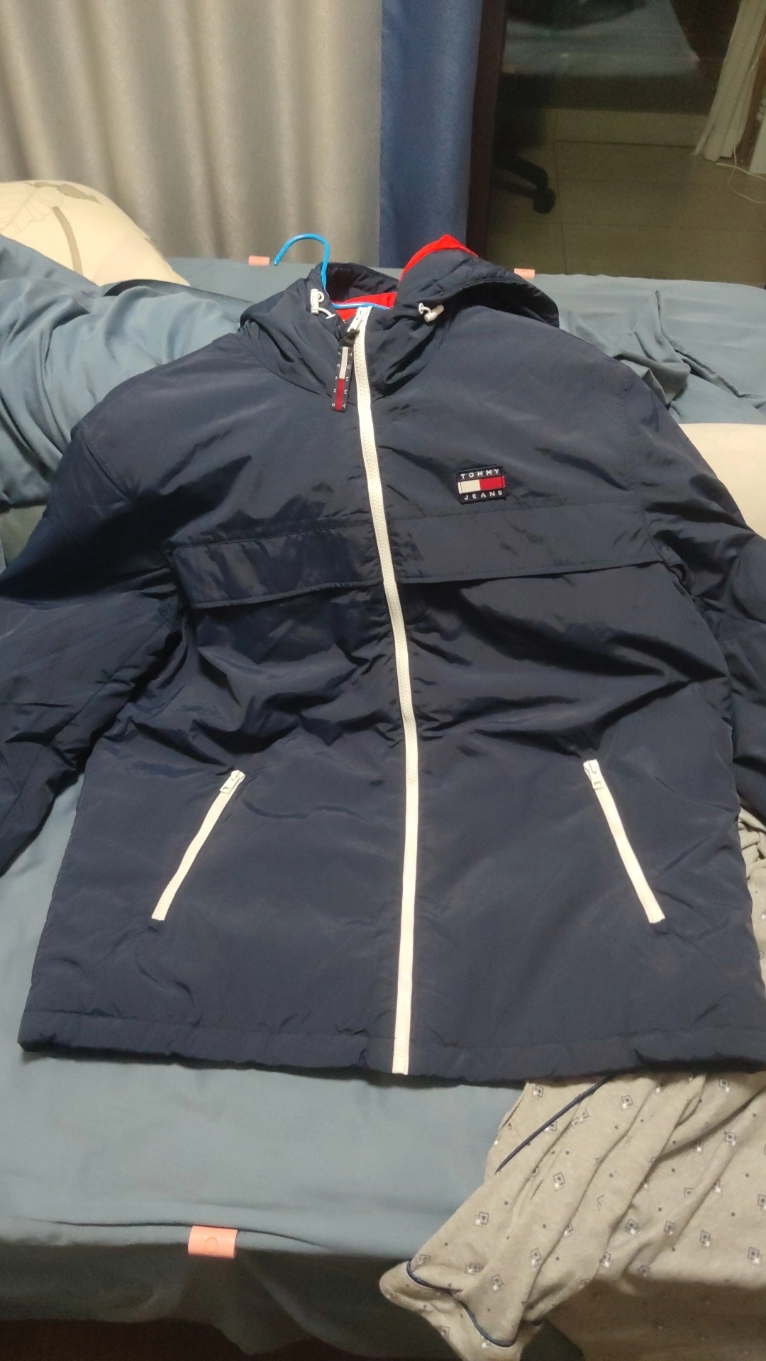 custom review-Tommy Hilfiger Унисекс Куртки